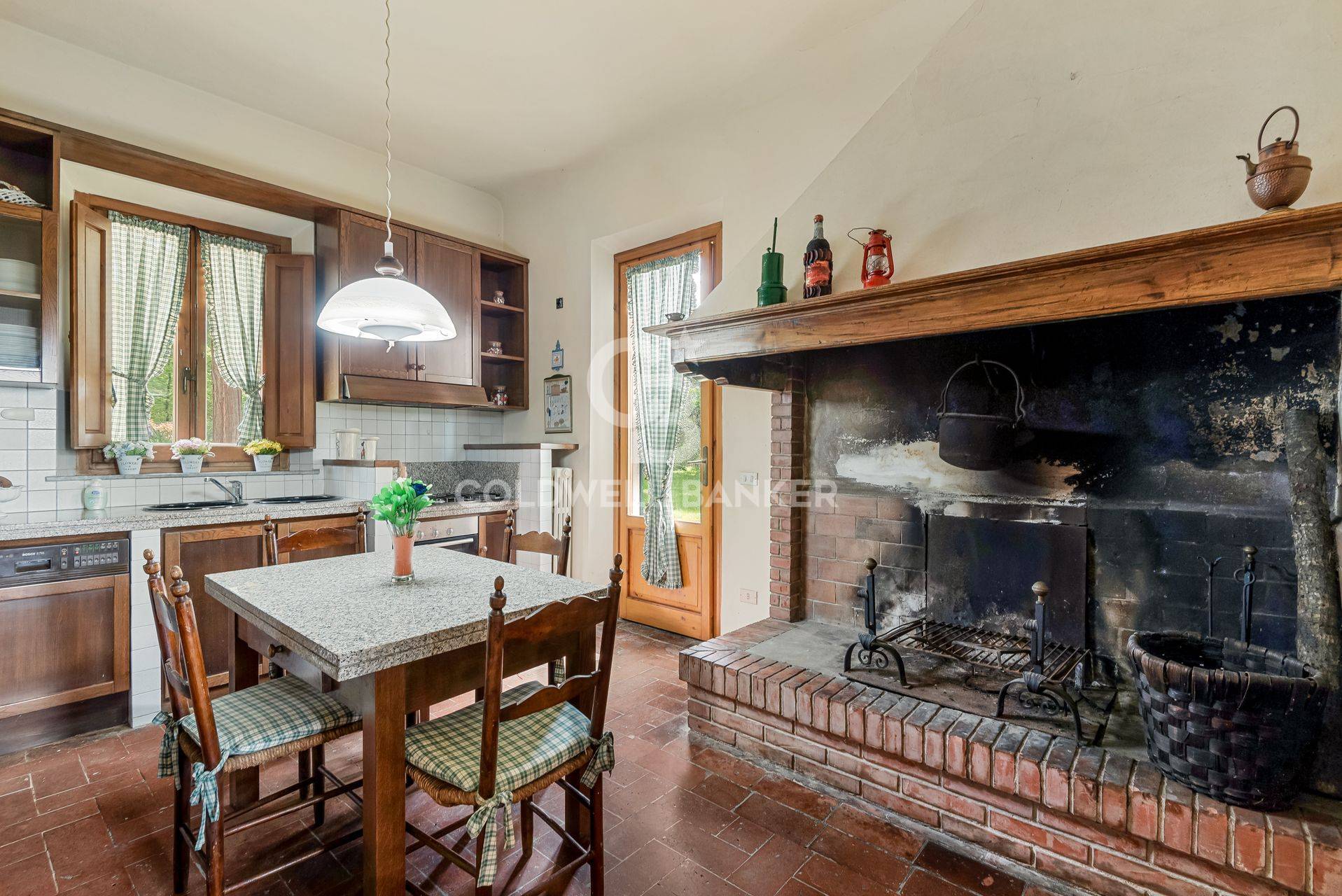 Via Montefalcone, Castelfranco di Sotto, Pisa, 56022, IT, 7 Bedrooms Bedrooms, ,4 BathroomsBathrooms,Residential,For Sale,Via Montefalcone,1669375