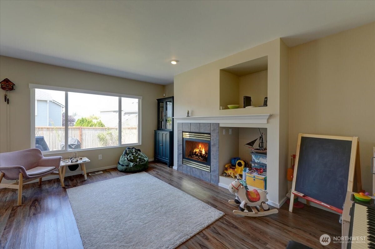 Auburn, Washington, 98092, United States, 4 Bedrooms Bedrooms, ,3 BathroomsBathrooms,Residential,For Sale,1902286