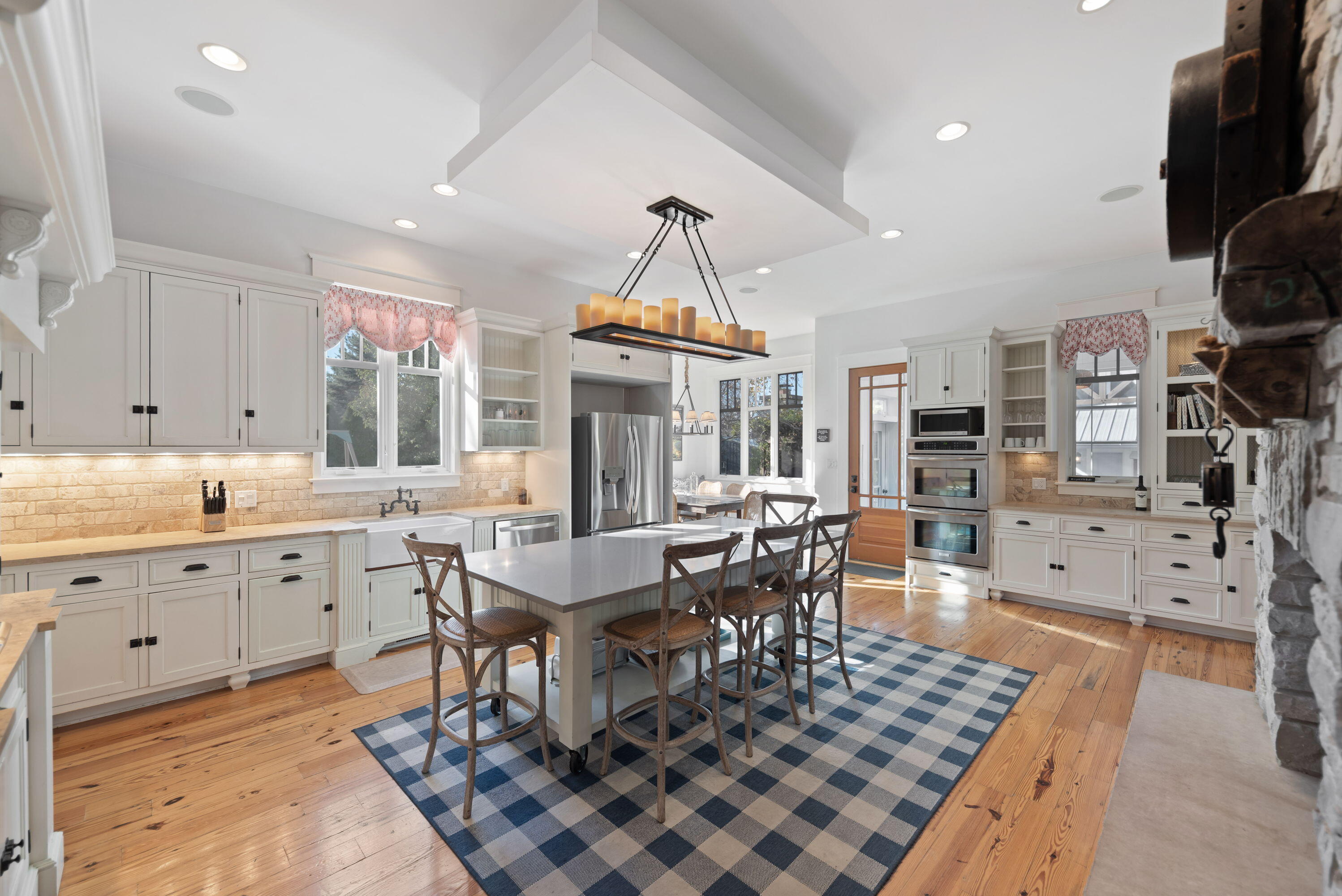 New Buffalo, Michigan, 49117, United States, 6 Bedrooms Bedrooms, ,5 BathroomsBathrooms,Residential,For Sale,1989502