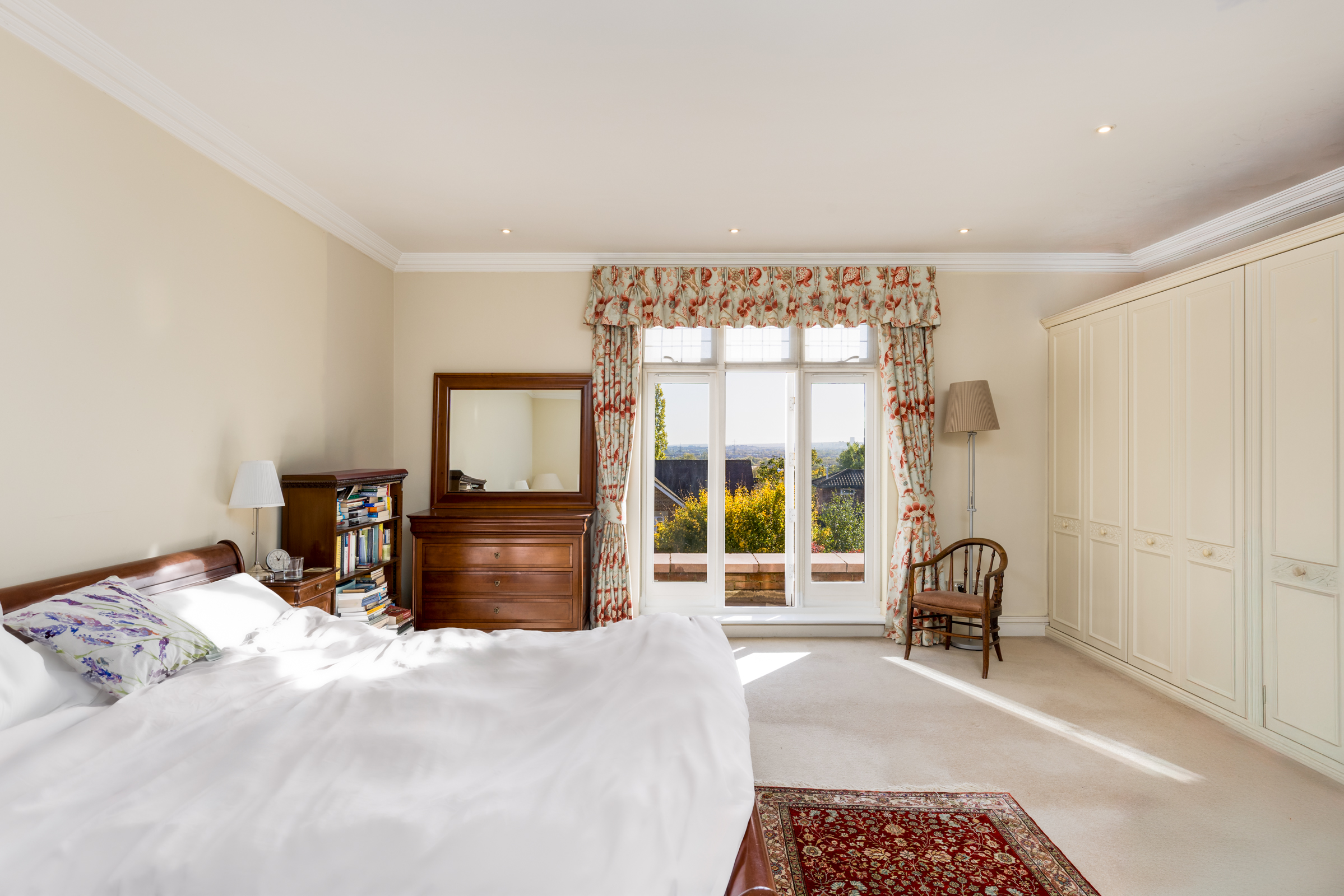  A bright Wimbledon home with far reaching southerly views and off street parking - 物件實景