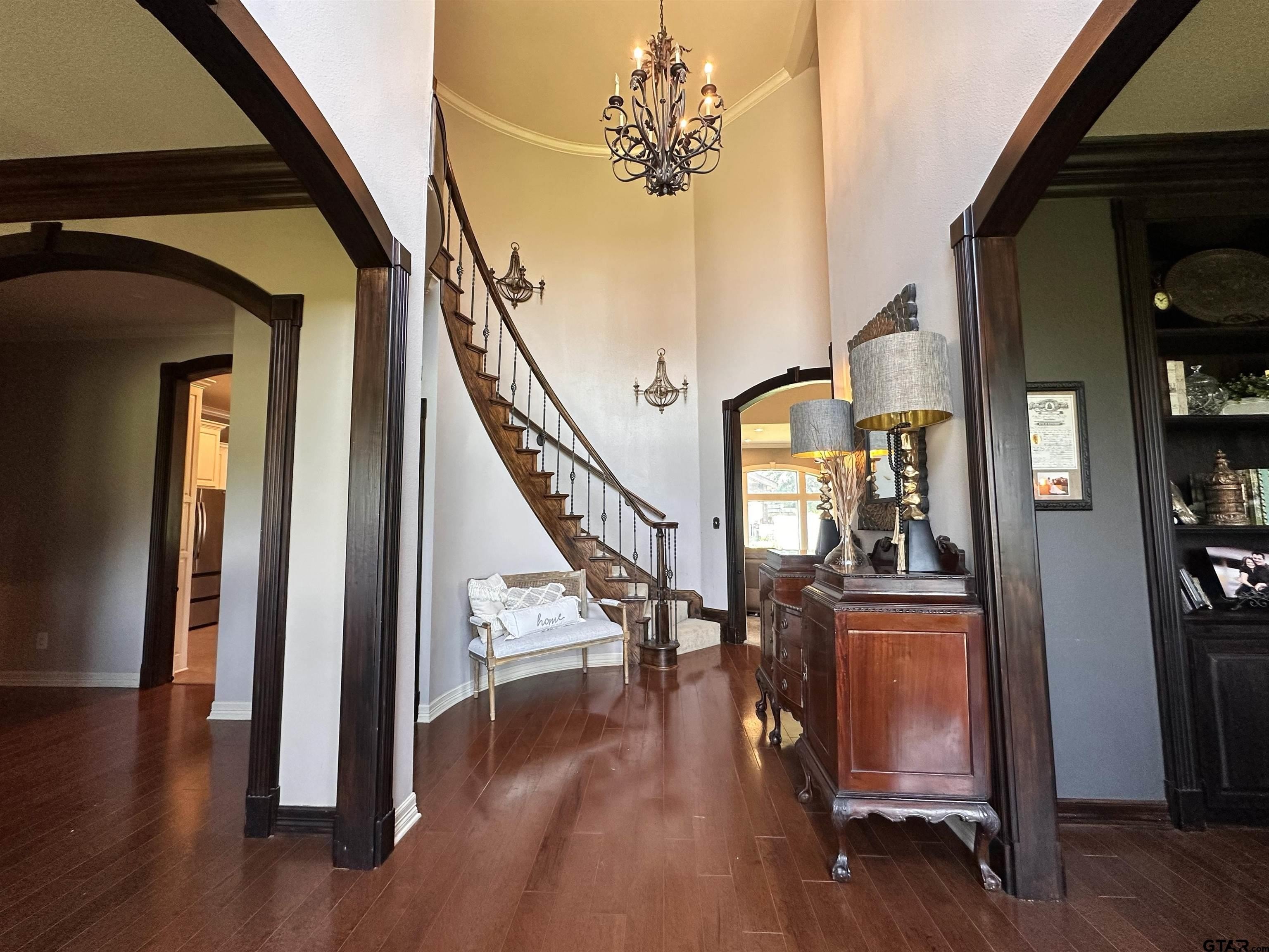 Pittsburg, Texas, 75686, United States, 5 Bedrooms Bedrooms, ,4 BathroomsBathrooms,Residential,For Sale,1978911