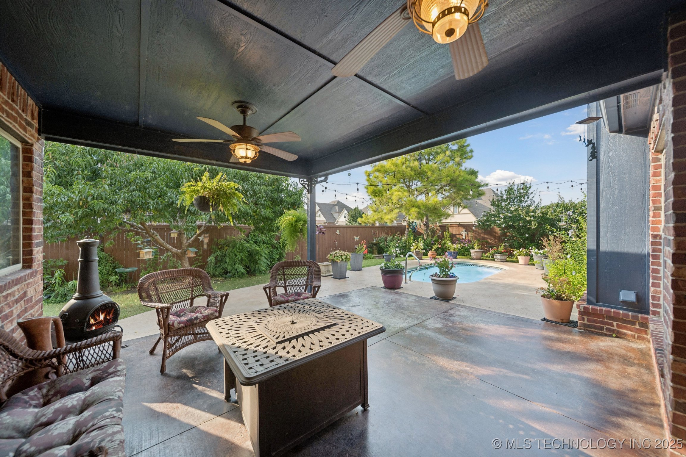 Bixby, Oklahoma, 74008, United States, 4 Bedrooms Bedrooms, ,4 BathroomsBathrooms,Residential,For Sale,1911638