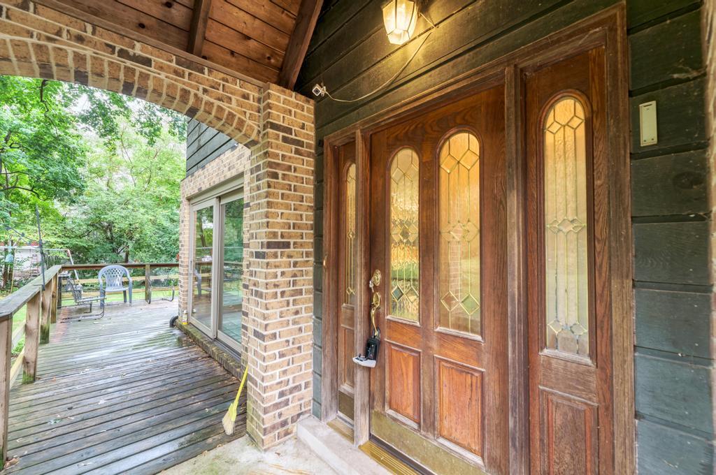 Keeneyville, Illinois, 60172, United States, 4 Bedrooms Bedrooms, ,4 BathroomsBathrooms,Residential,For Sale,1995437