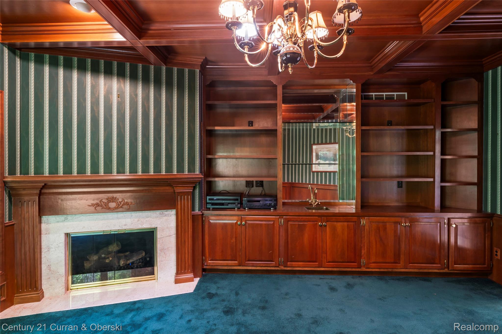 Farmington, Michigan, 48331, United States, 5 Bedrooms Bedrooms, ,6 BathroomsBathrooms,Residential,For Sale,1975363