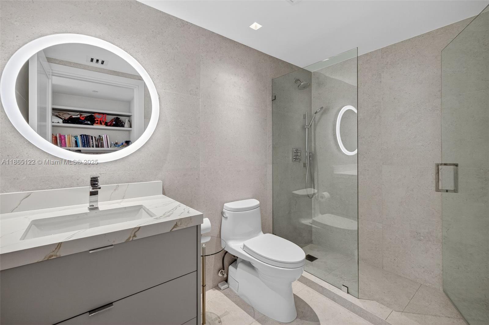 Aventura, Florida, 33160, United States, 3 Bedrooms Bedrooms, ,4 BathroomsBathrooms,Residential,For Sale,1942054