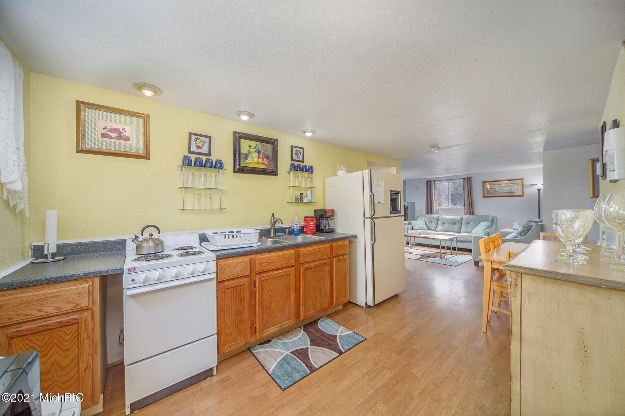 Harbor Springs, Michigan, 49740, United States, 5 Bedrooms Bedrooms, ,6 BathroomsBathrooms,Residential,For Sale,1914650