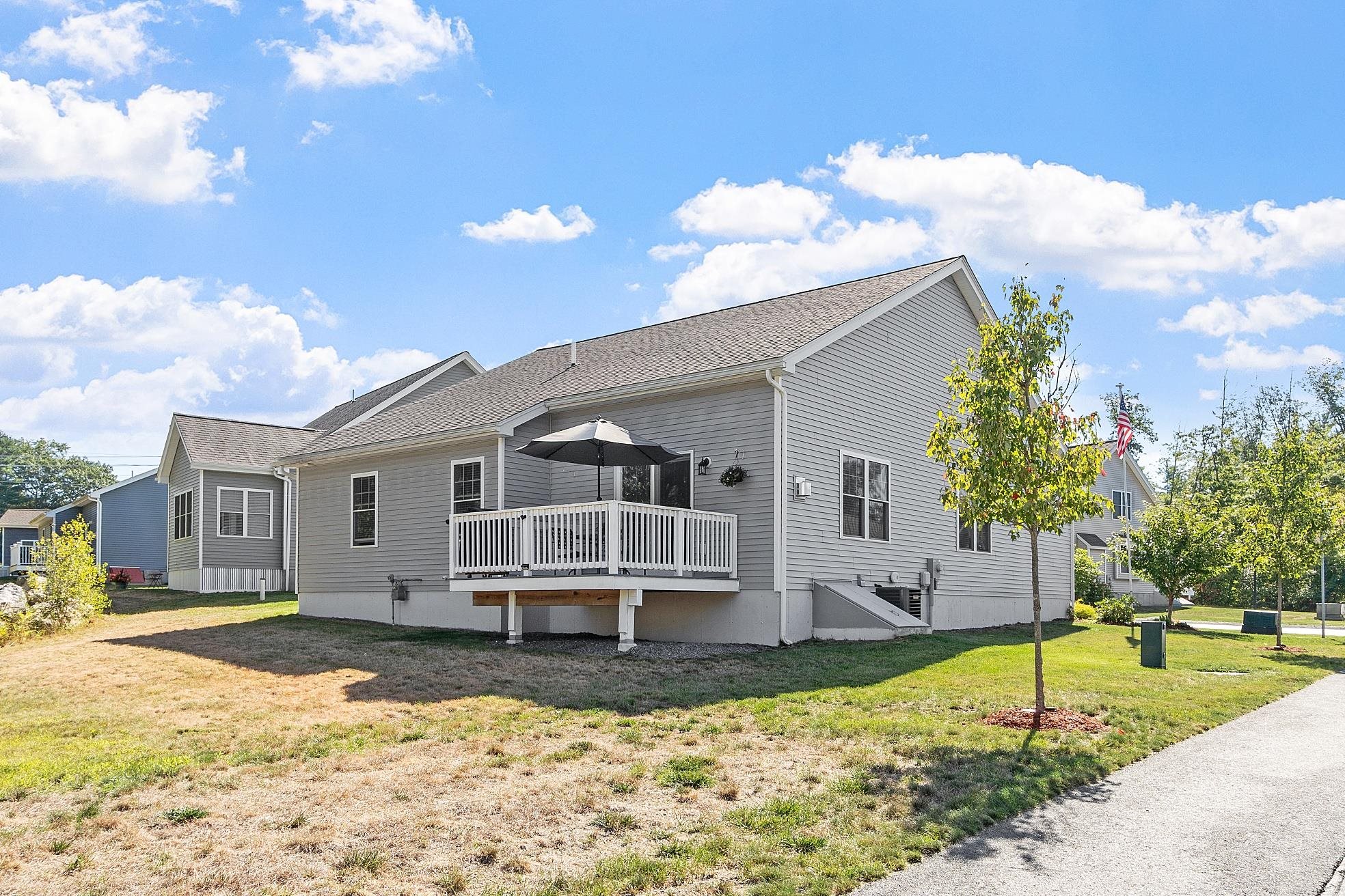 Pelham, New Hampshire, 03076, United States, 2 Bedrooms Bedrooms, ,2 BathroomsBathrooms,Residential,For Sale,1941586