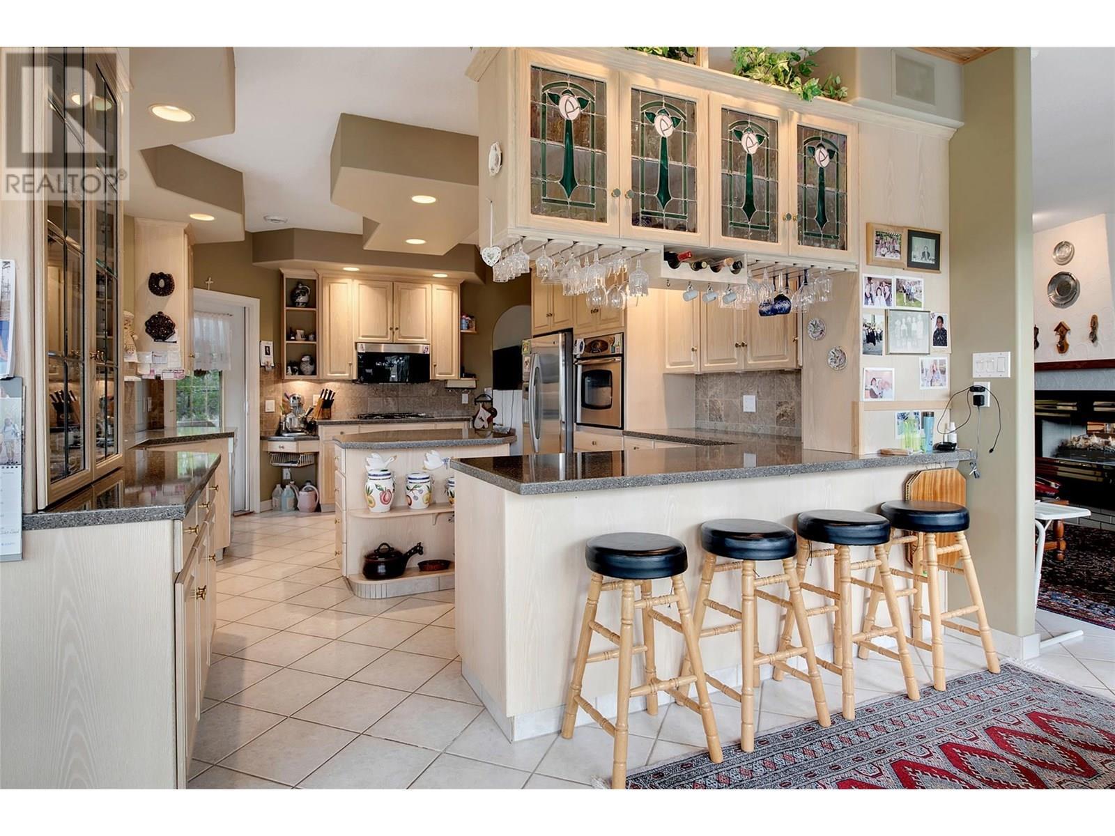 VERNON, British Columbia, V1H 1E8, CA, 3 Bedrooms Bedrooms, ,2 BathroomsBathrooms,Residential,For Sale,1948315