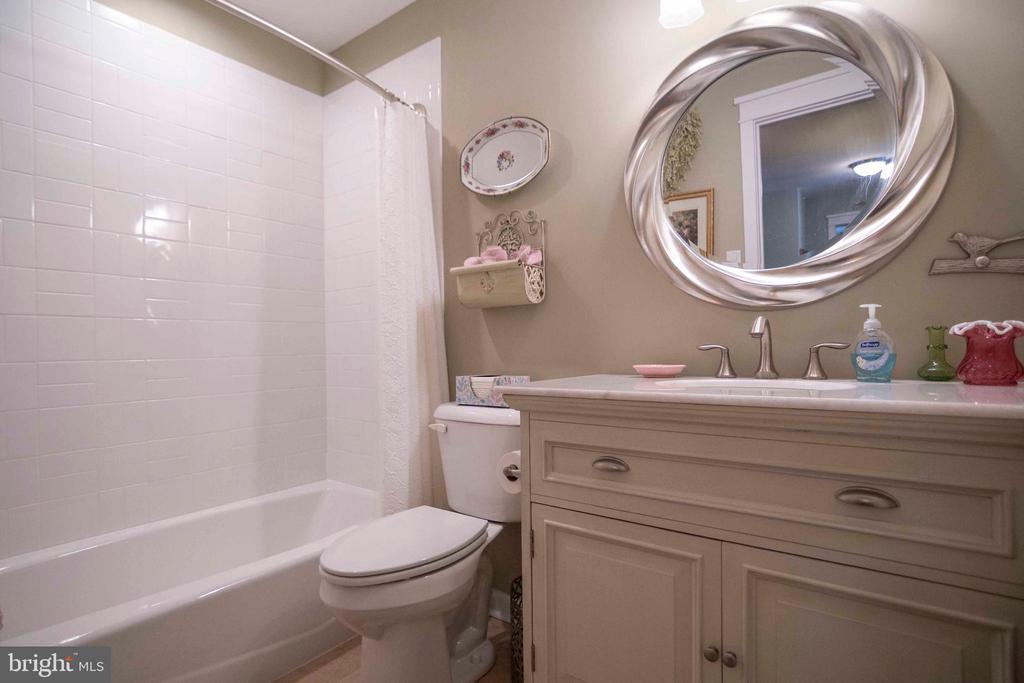 Shepherdstown, West Virginia, 25443, United States, 3 Bedrooms Bedrooms, ,3 BathroomsBathrooms,Residential,For Sale,1951185