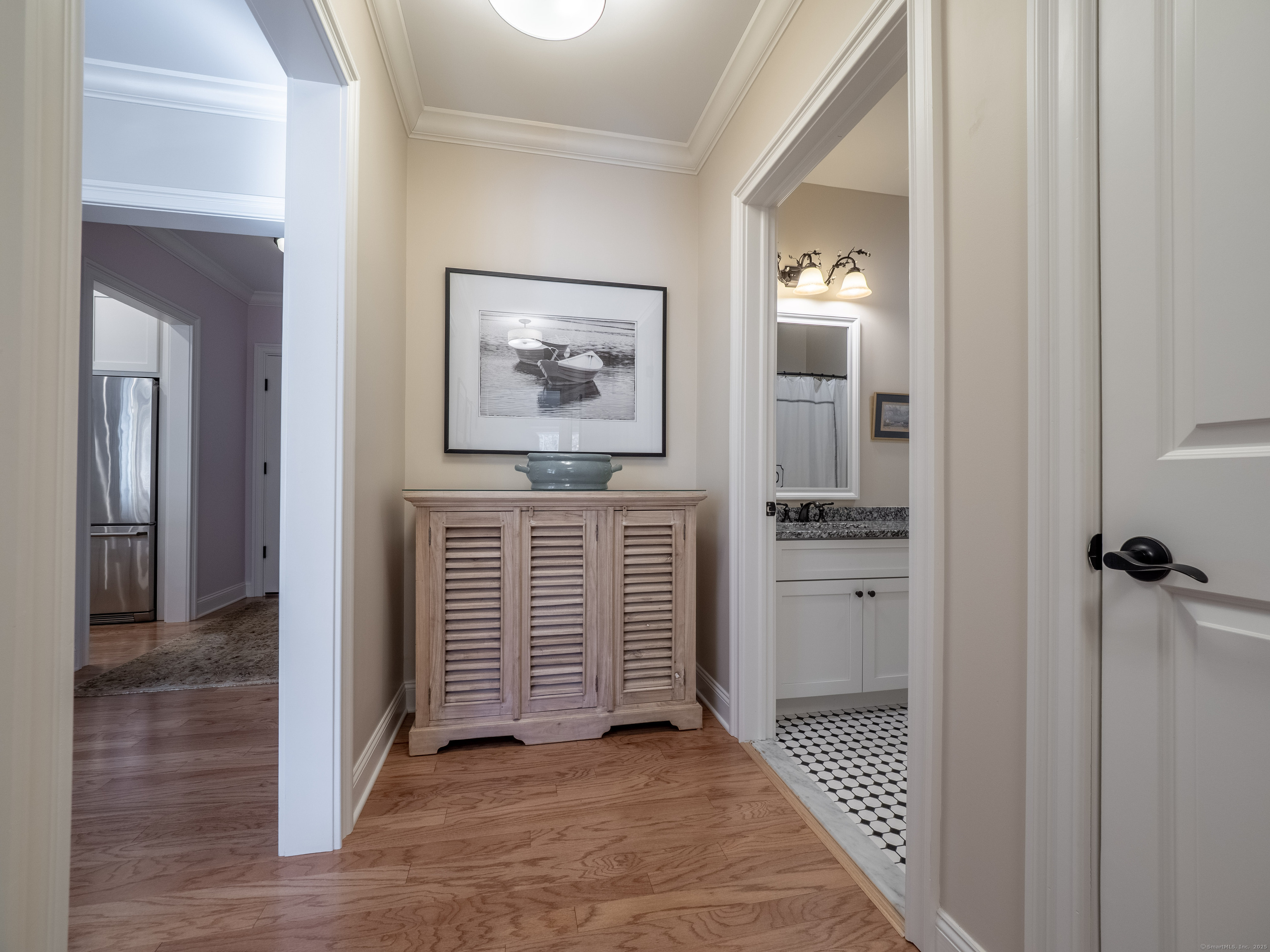 Ridgefield, Connecticut, 06877, United States, 2 Bedrooms Bedrooms, ,2 BathroomsBathrooms,Residential,For Sale,1989148