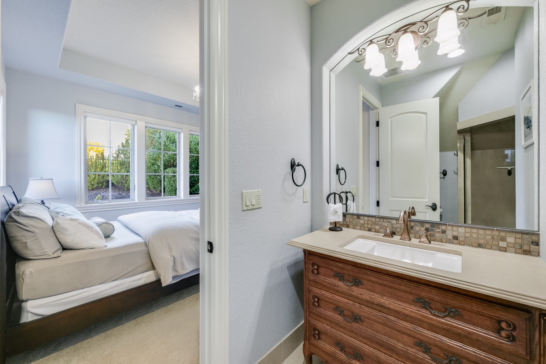  2348 NW Pinnacle DR Portland, OR 97229 - 物件實景