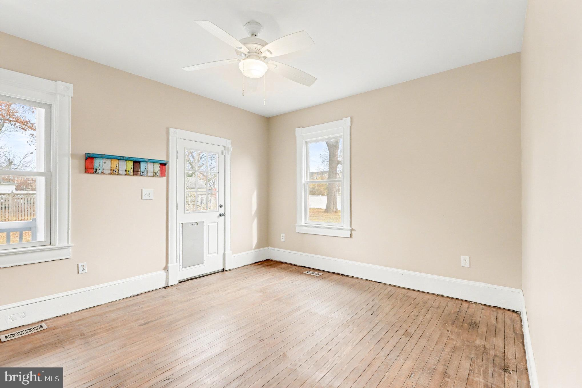 Indian Head, Maryland, 20640, United States, 5 Bedrooms Bedrooms, ,3 BathroomsBathrooms,Residential,For Sale,1998717