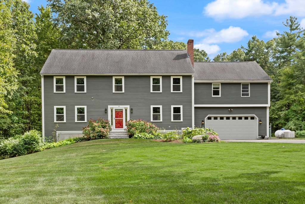 Pepperell, Massachusetts, 01463, United States, 4 Bedrooms Bedrooms, ,4 BathroomsBathrooms,Residential,For Sale,1925594