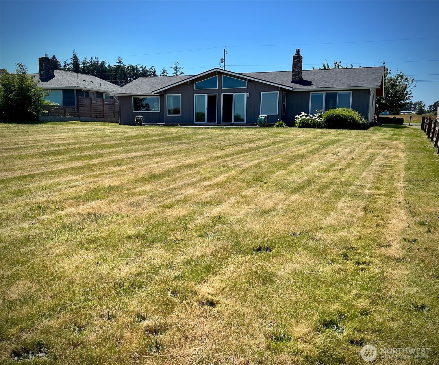 Oak Harbor, Washington, 98277, United States, 3 Bedrooms Bedrooms, ,1 BathroomBathrooms,Residential,For Sale,1983313