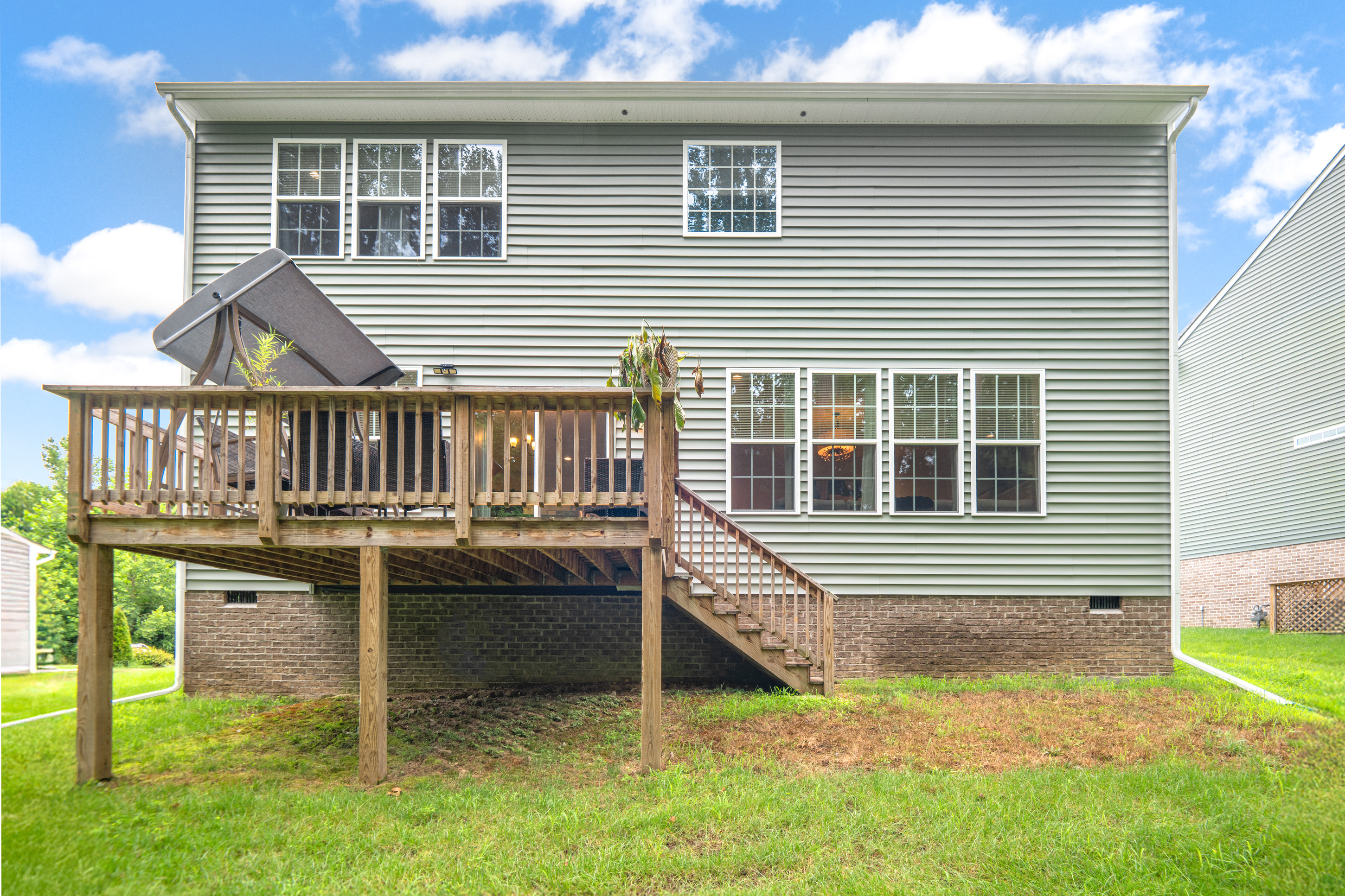 Moseley, Virginia, 23120, United States, 5 Bedrooms Bedrooms, ,3 BathroomsBathrooms,Residential,For Sale,1915307