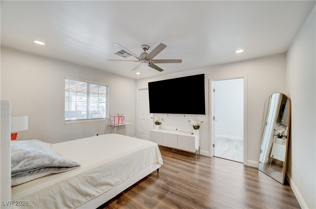 Las Vegas, Nevada, 89122, United States, 5 Bedrooms Bedrooms, ,4 BathroomsBathrooms,Residential,For Sale,2008777