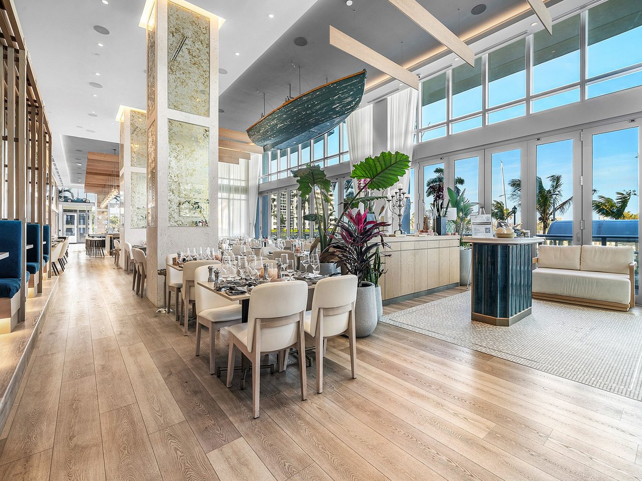  220 Lake Shore Drive, Lake Park, FL, 33403 - 物件實景