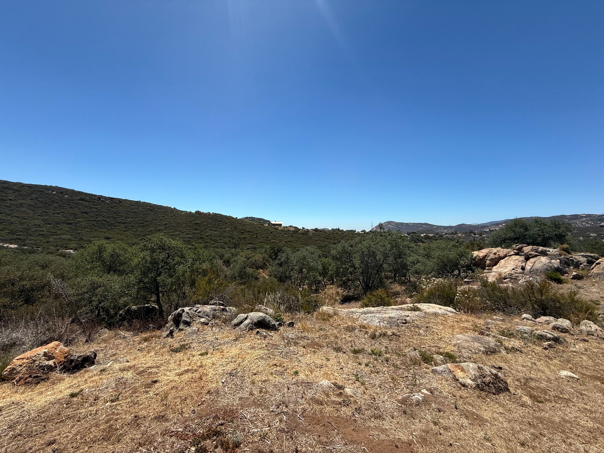  22815 Illahee Drive, Alpine, CA 91901 - 物件實景