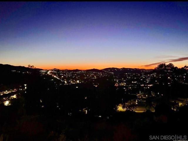 Lakeside, California, 92040, United States, 4 Bedrooms Bedrooms, ,4 BathroomsBathrooms,Residential,For Sale,1828721