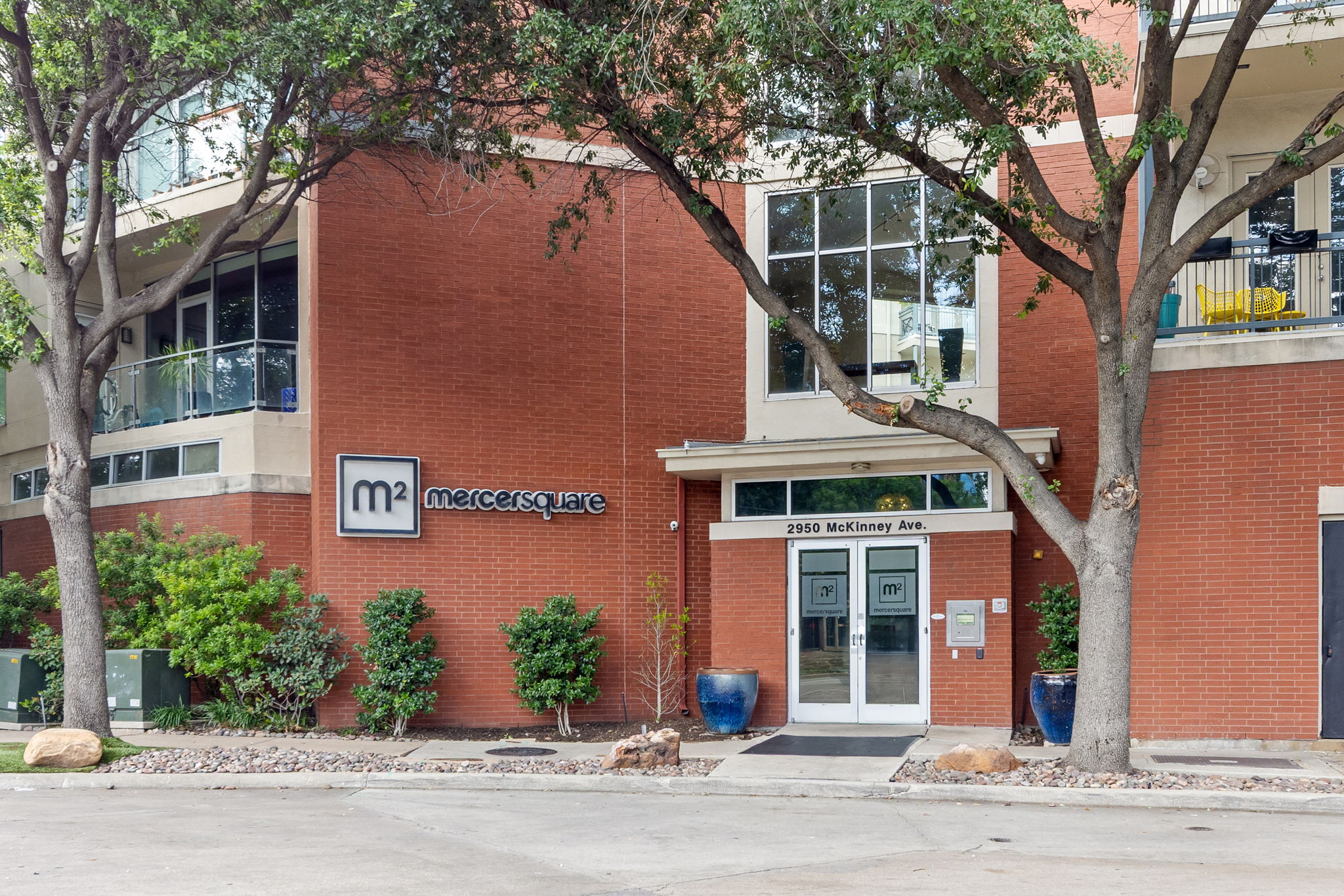  Stunning Updated 1BR/1.5BA Condo — Move-In Ready in the Heart of Uptown - 物件實景