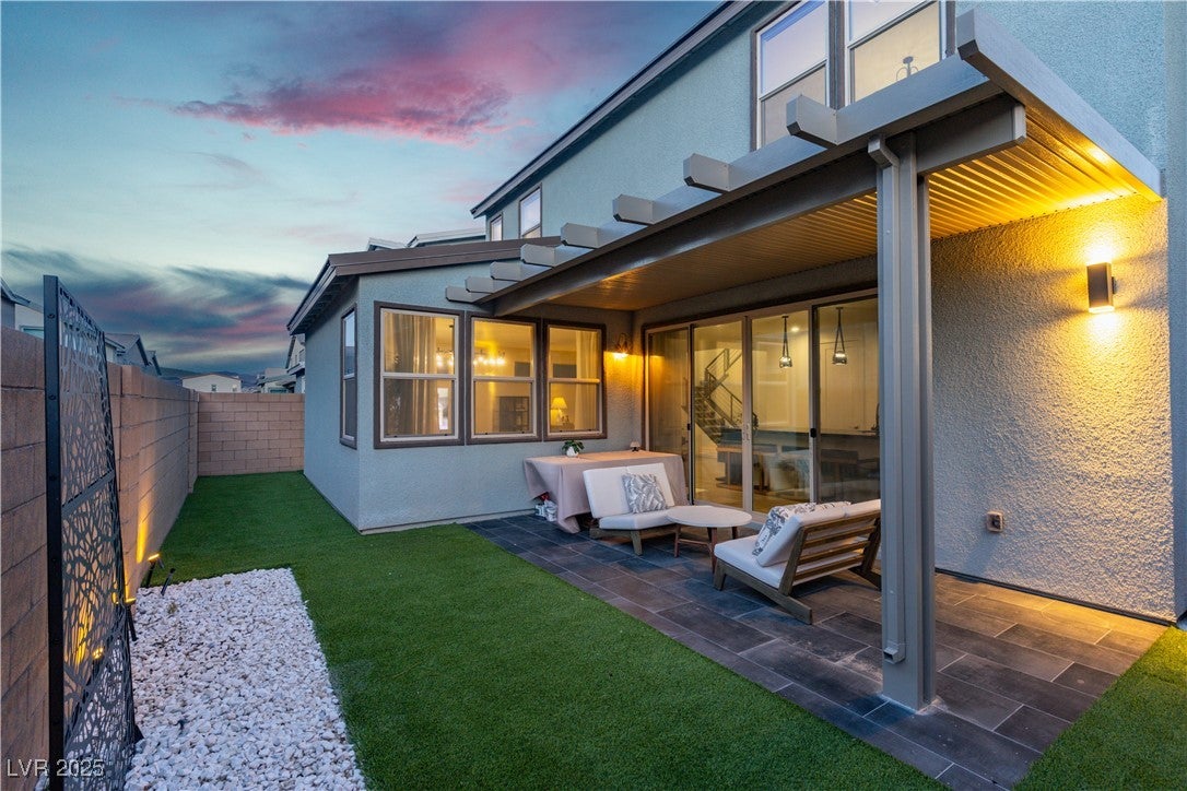 Henderson, Nevada, 89044, United States, 4 Bedrooms Bedrooms, ,2 BathroomsBathrooms,Residential,For Sale,1978774