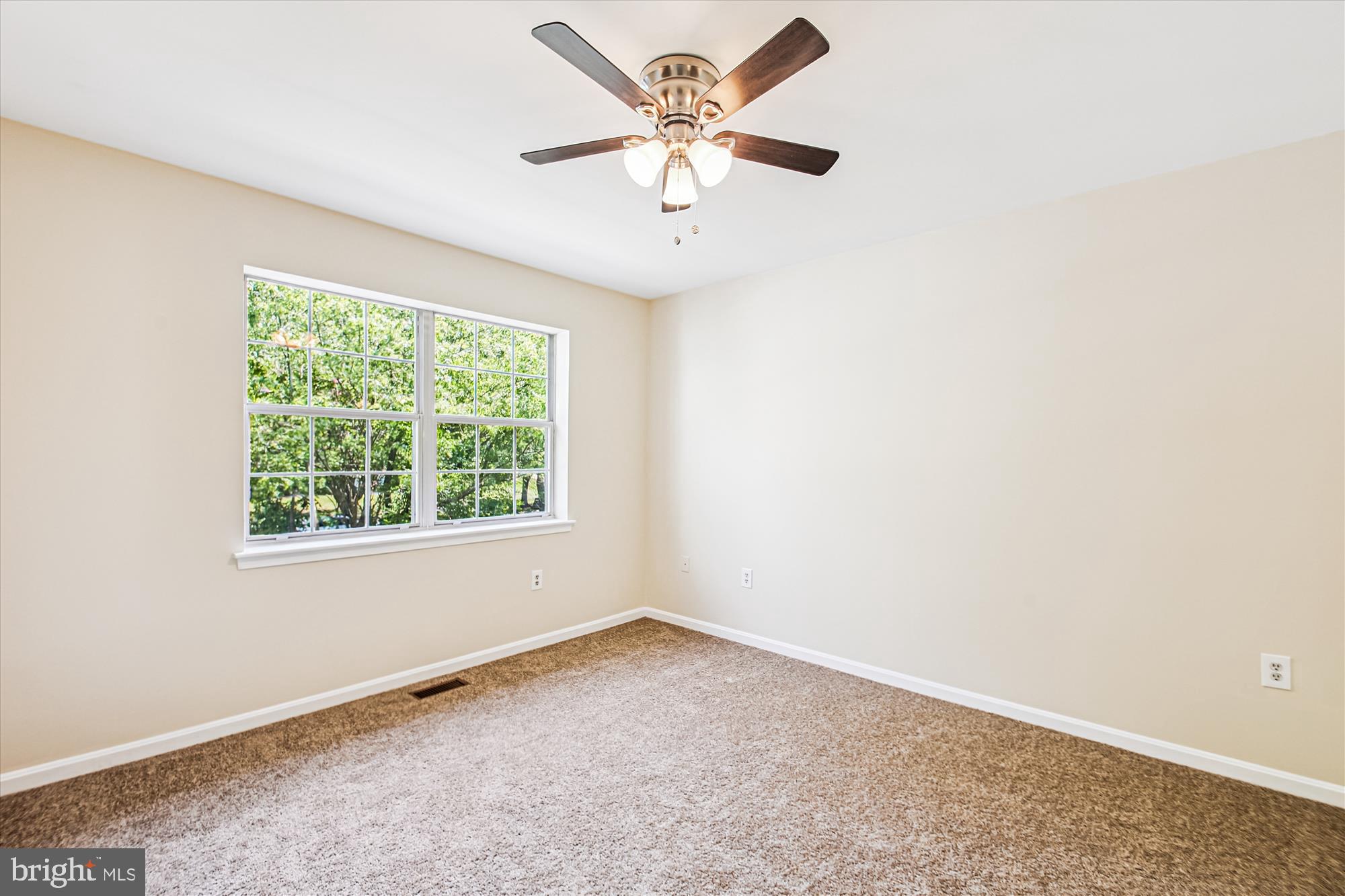 Arnold, Maryland, 21012, United States, 4 Bedrooms Bedrooms, ,3 BathroomsBathrooms,Residential,For Sale,1979079