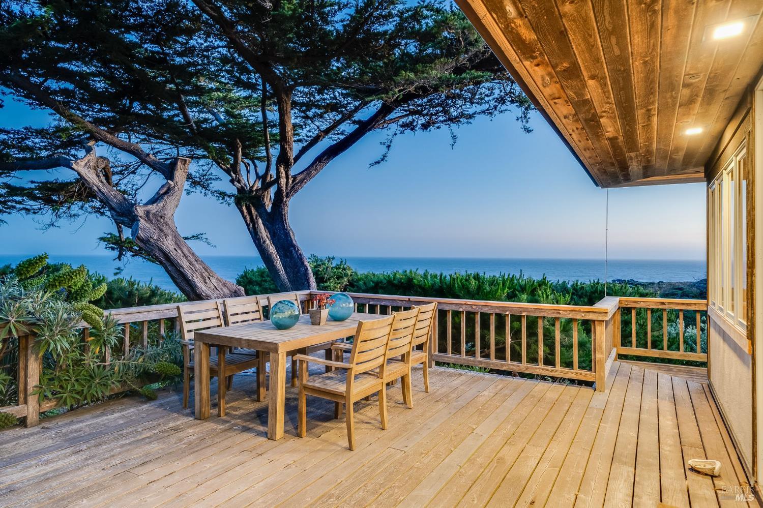 Bolinas, California, 94924, United States, 2 Bedrooms Bedrooms, ,3 BathroomsBathrooms,Residential,For Sale,1906337