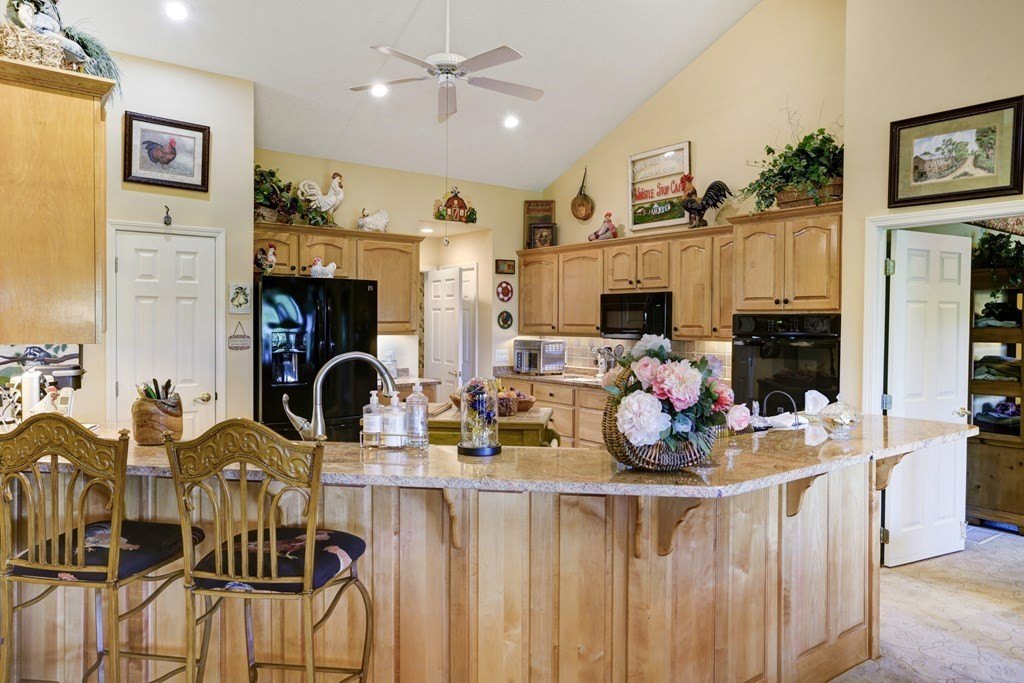 Young Harris, Georgia, 30582, United States, 3 Bedrooms Bedrooms, ,3 BathroomsBathrooms,Residential,For Sale,1979035