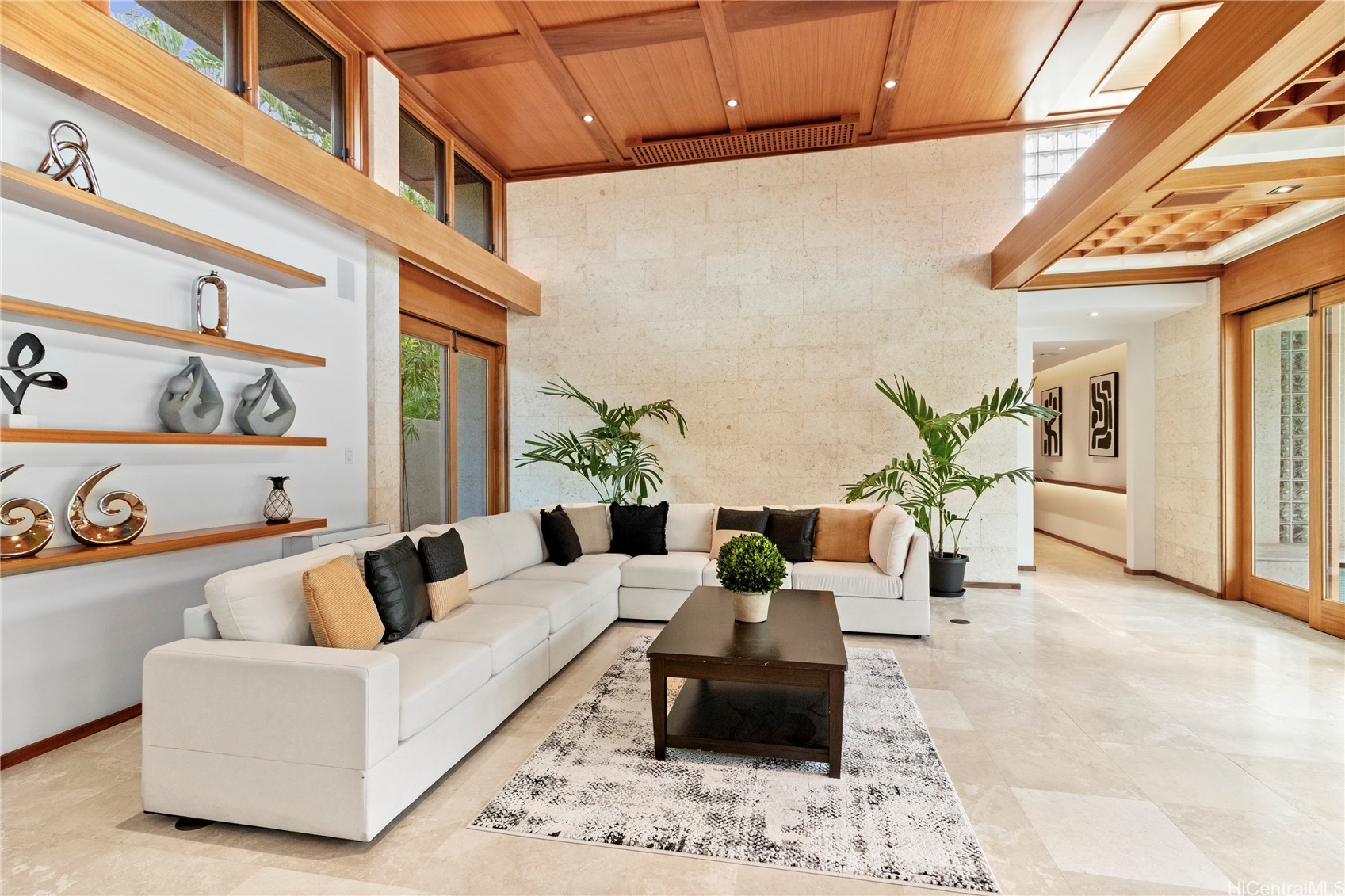 Honolulu, Hawaii, 96816, United States, 3 Bedrooms Bedrooms, ,3 BathroomsBathrooms,Residential,For Sale,1988153