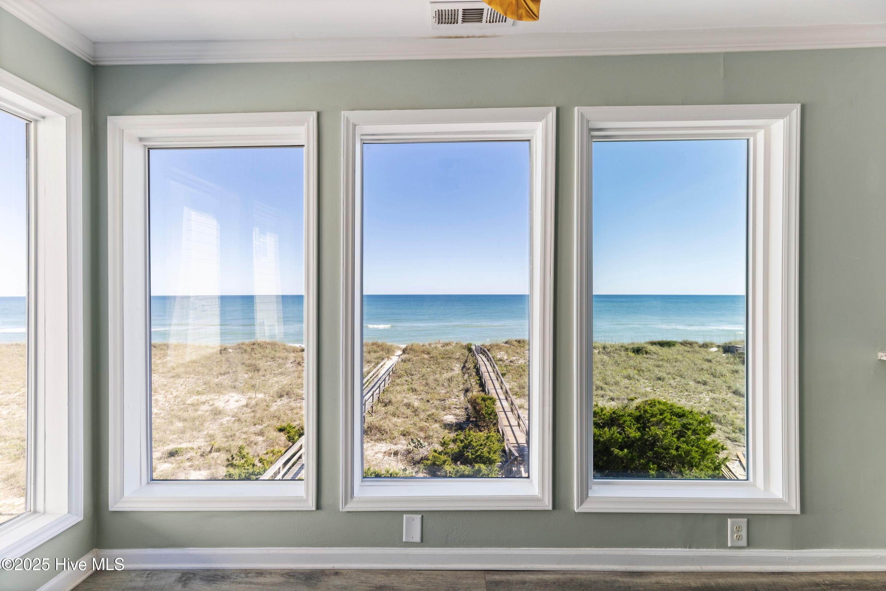 Carolina Beach, North Carolina, 28428, United States, 4 Bedrooms Bedrooms, ,3 BathroomsBathrooms,Residential,For Sale,1991115