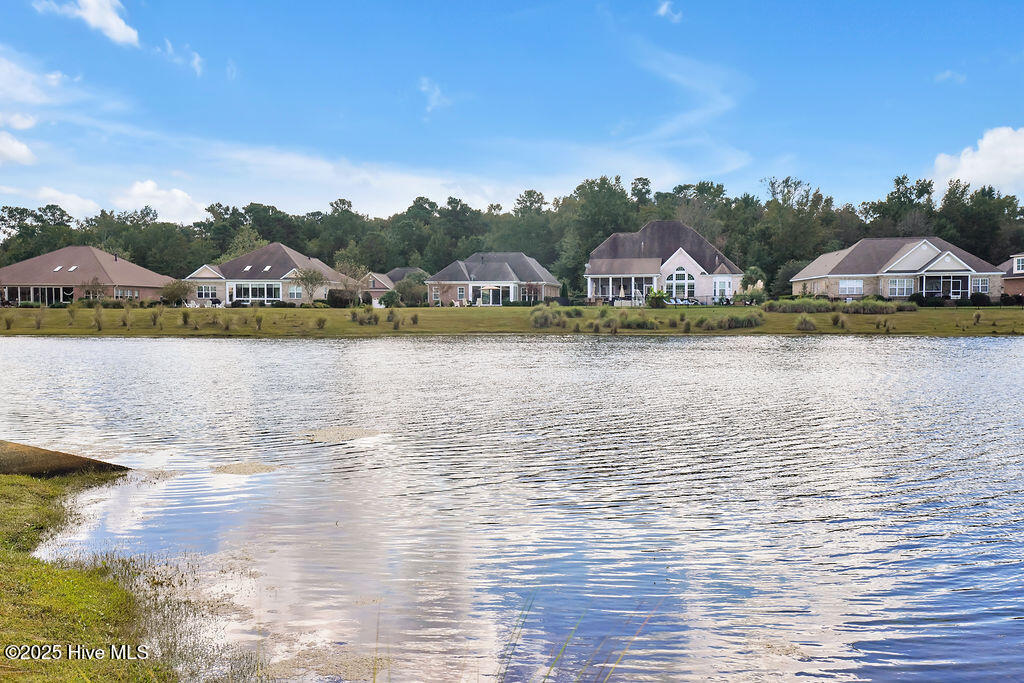 Leland, North Carolina, 28451, United States, 3 Bedrooms Bedrooms, ,3 BathroomsBathrooms,Residential,For Sale,1962927