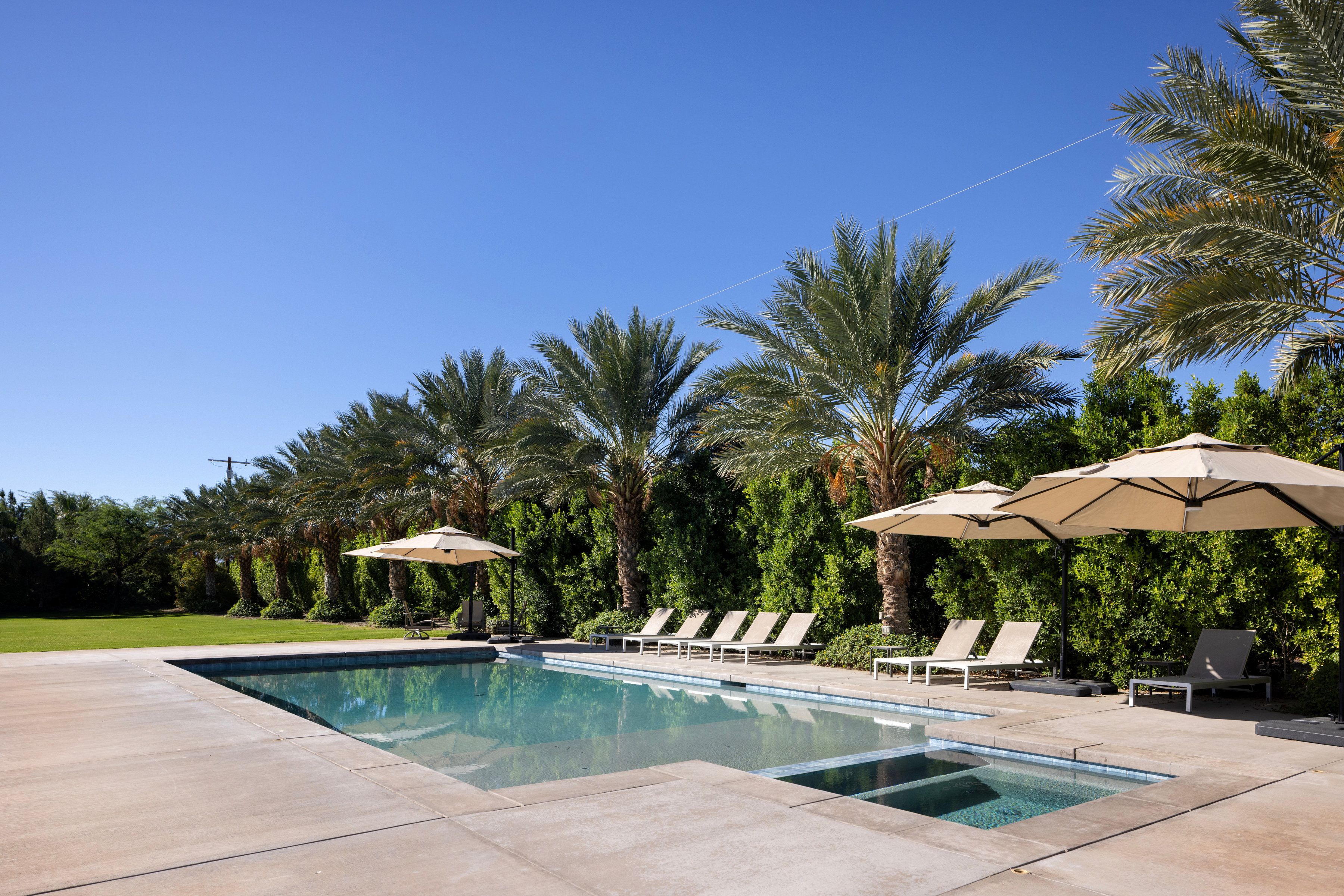  A Desert Retreat Designed to Earn and Entertain - 物件實景