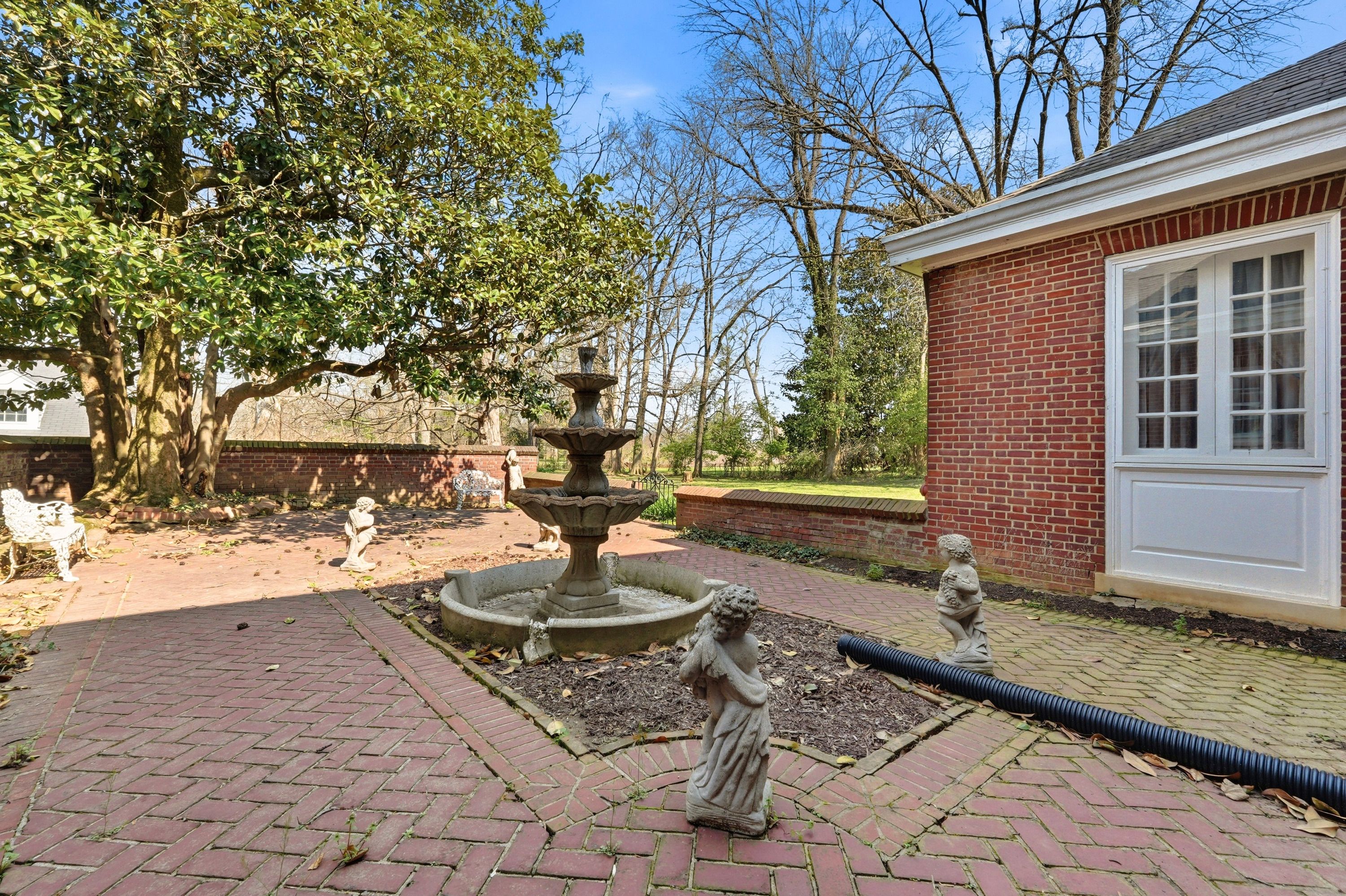  1029 Alta Vista Road, Louisville, KY 40205 - 物件實景