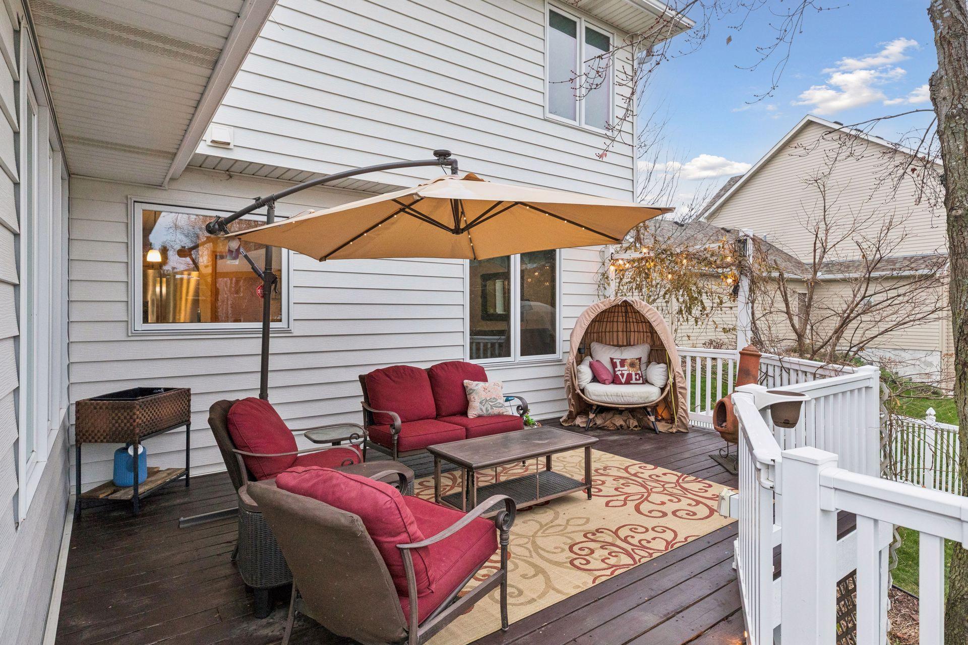 Woodbury, Minnesota, 55129, United States, 5 Bedrooms Bedrooms, ,3 BathroomsBathrooms,Residential,For Sale,1998443