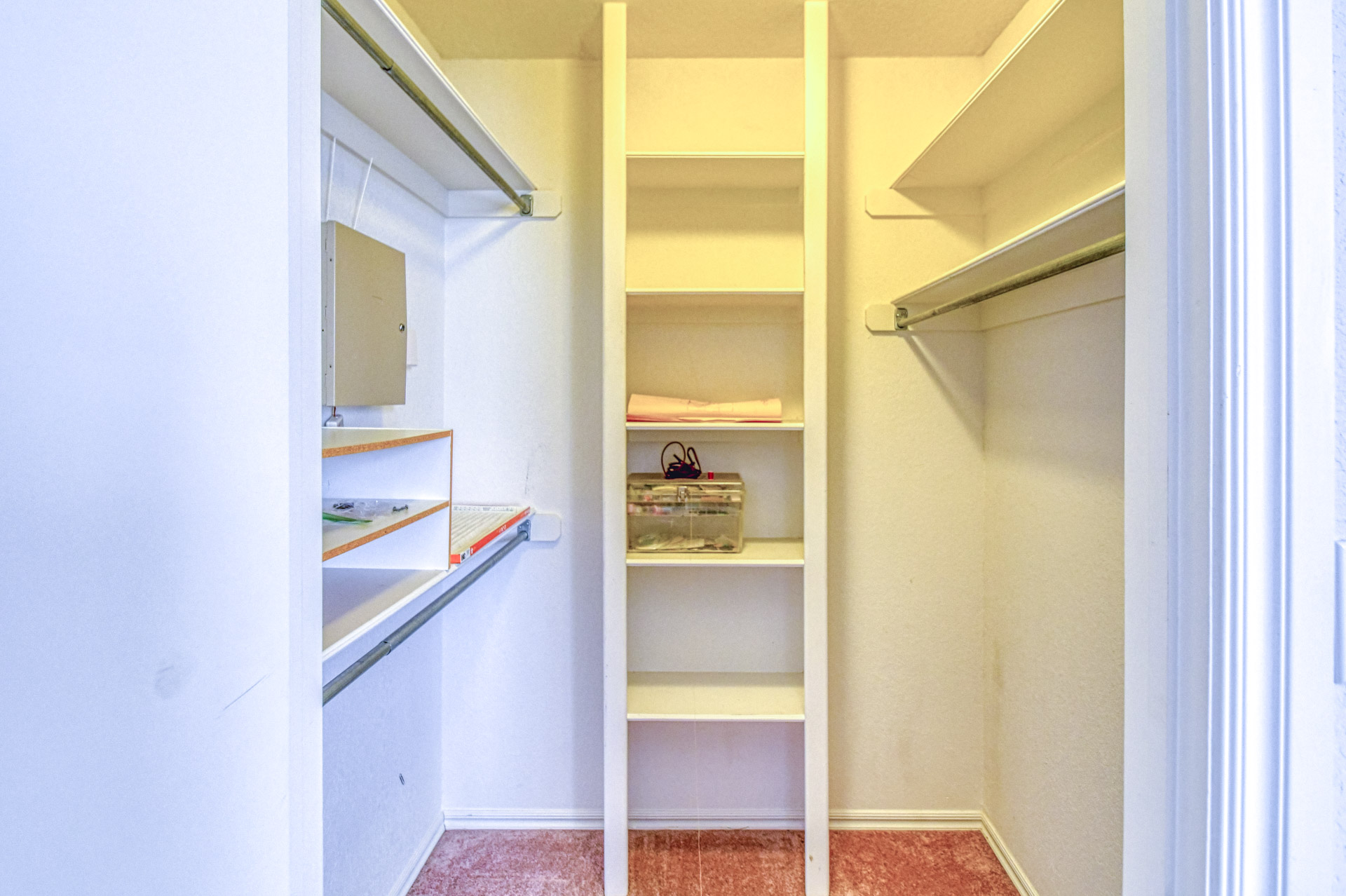 Norman, Oklahoma, 73072, United States, 4 Bedrooms Bedrooms, ,3 BathroomsBathrooms,Residential,For Sale,1967974