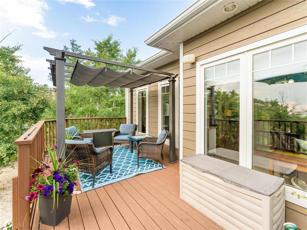 LESTER BEACH, Manitoba, R0E 0E0, CA, 4 Bedrooms Bedrooms, ,3 BathroomsBathrooms,Residential,For Sale,1949698