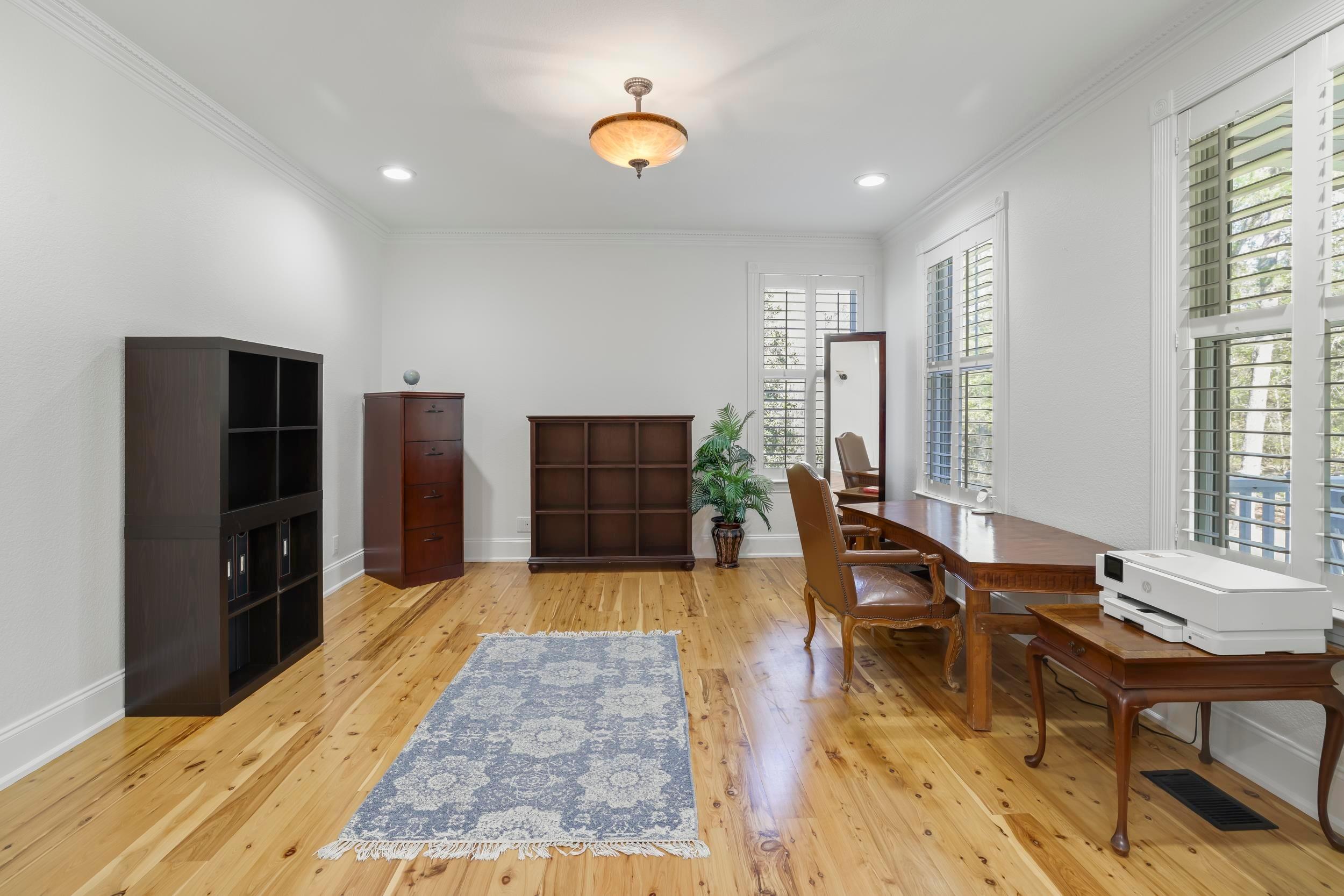 Tallahassee, Florida, 32312, United States, 4 Bedrooms Bedrooms, ,6 BathroomsBathrooms,Residential,For Sale,1846572