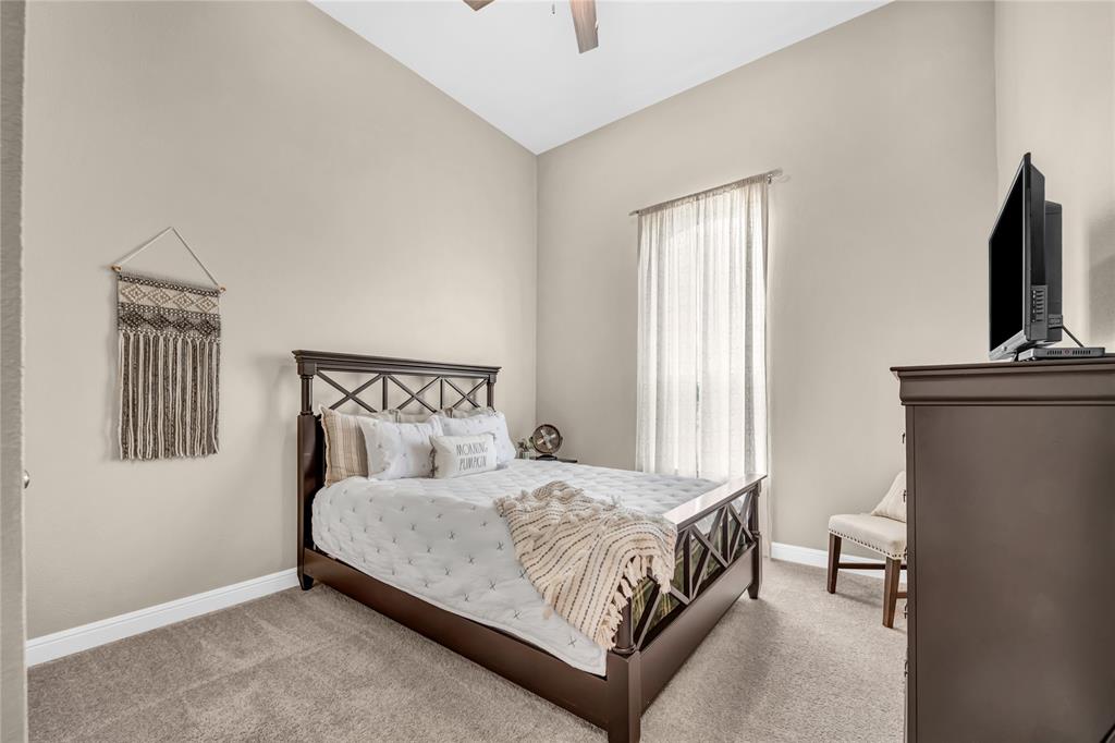 Weatherford, Texas, 76088, United States, 4 Bedrooms Bedrooms, ,3 BathroomsBathrooms,Residential,For Sale,2006084