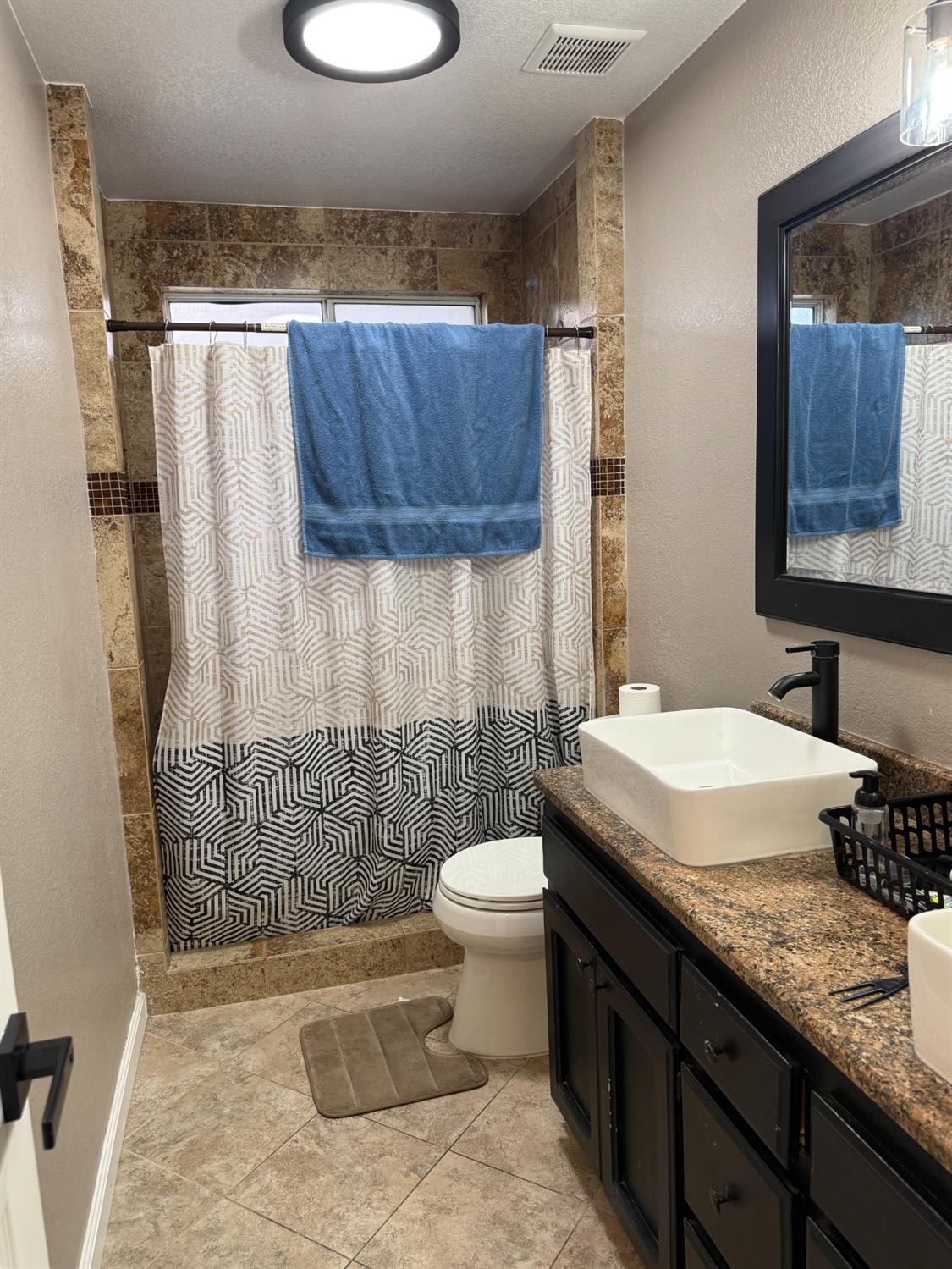 Los Banos, California, 93635, United States, 4 Bedrooms Bedrooms, ,3 BathroomsBathrooms,Residential,For Sale,1921420