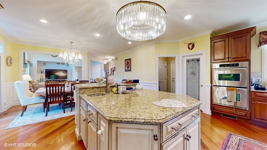 Lakewood, Illinois, 60014, United States, 5 Bedrooms Bedrooms, ,5 BathroomsBathrooms,Residential,For Sale,1980516