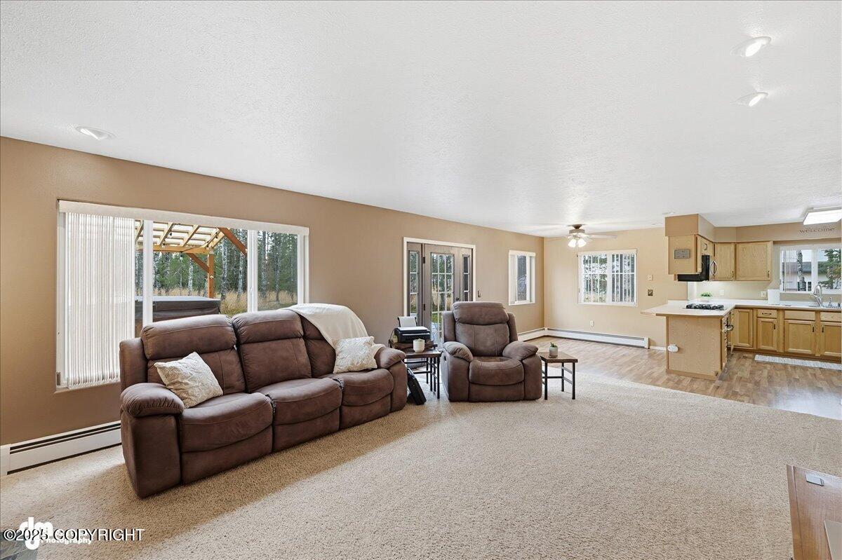 Kenai, Alaska, 99611, United States, 4 Bedrooms Bedrooms, ,2 BathroomsBathrooms,Residential,For Sale,1985692