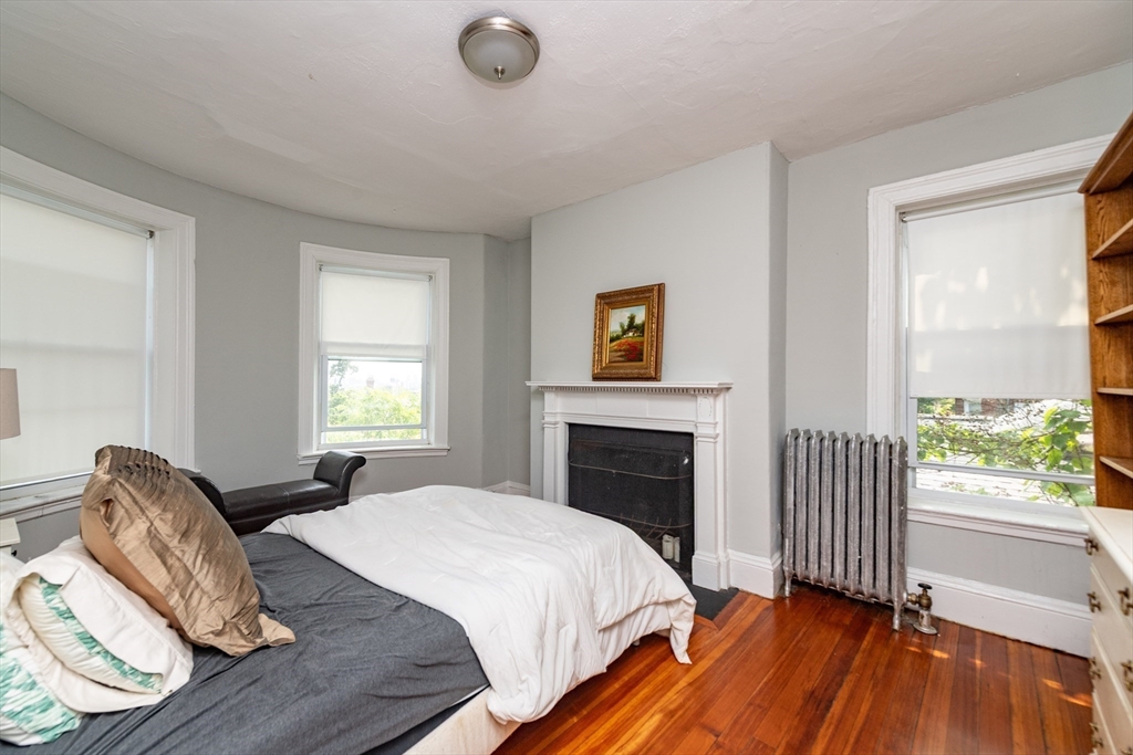 Brookline, Massachusetts, 02445, United States, 54 Bedrooms Bedrooms, ,21 BathroomsBathrooms,Residential,For Sale,1885127