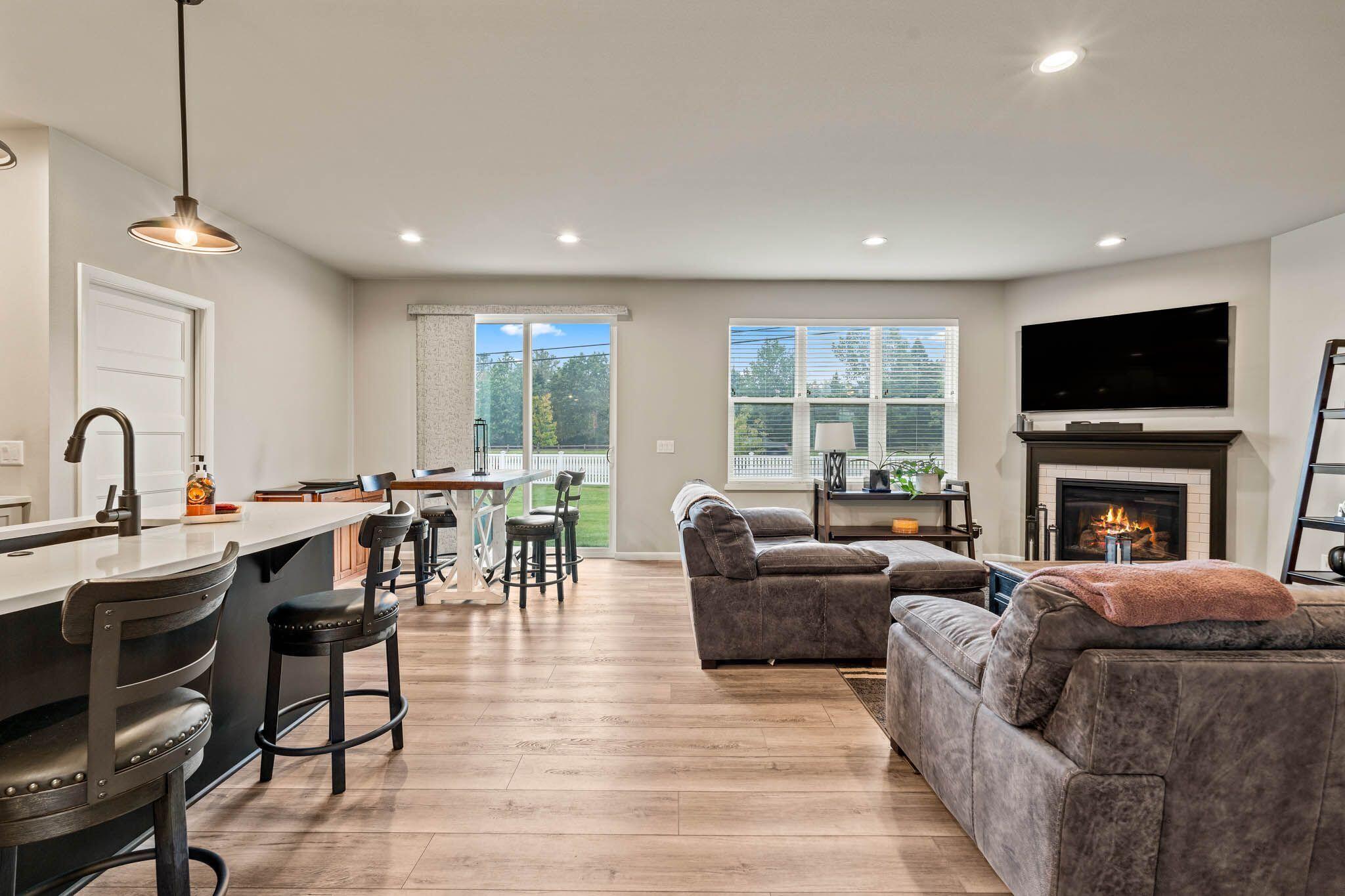 Menomonee Falls, Wisconsin, 53051, United States, 3 Bedrooms Bedrooms, ,2 BathroomsBathrooms,Residential,For Sale,1976595