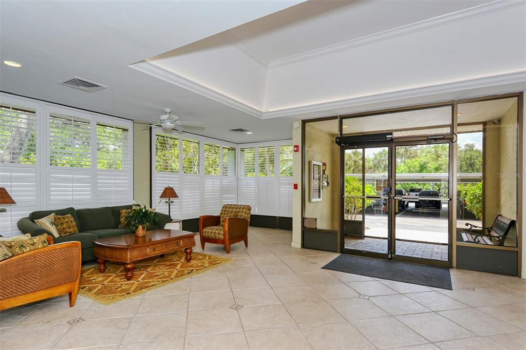 Sarasota, Florida, 34236, United States, 2 Bedrooms Bedrooms, ,2 BathroomsBathrooms,Residential,For Sale,1866330