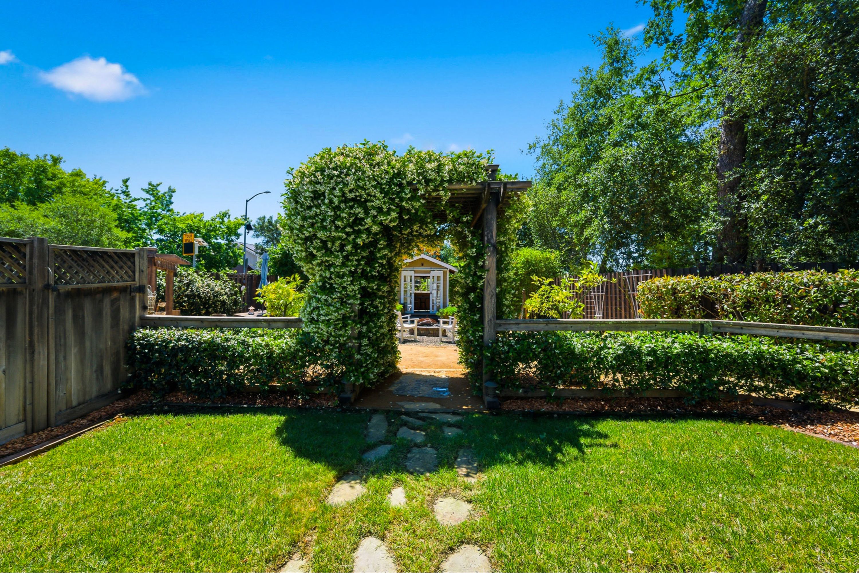  Exceptional Craftsman Home Near Downtown Windsor - 物件實景