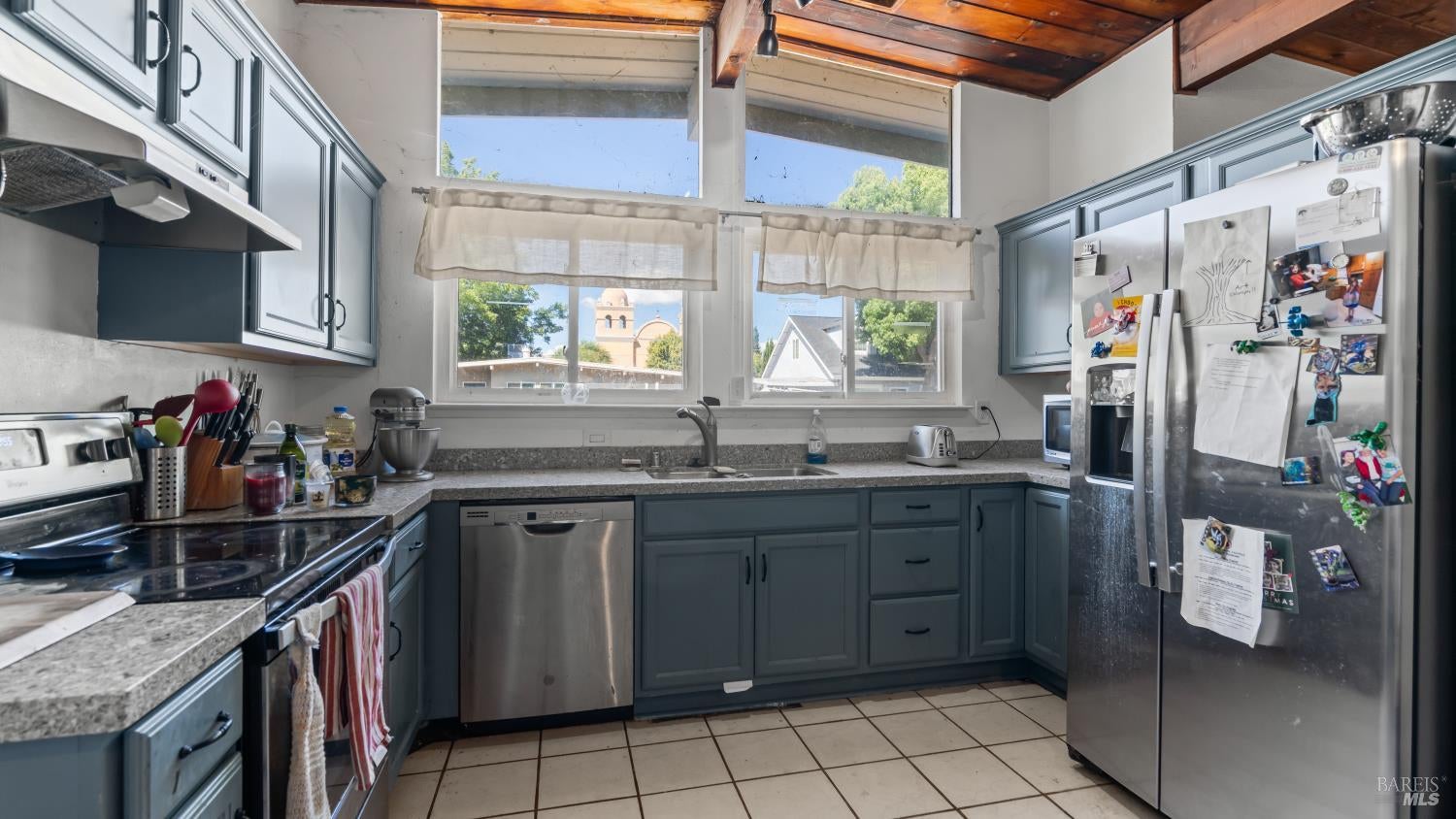 Vacaville, California, 95688, United States, 3 Bedrooms Bedrooms, ,2 BathroomsBathrooms,Residential,For Sale,1941948