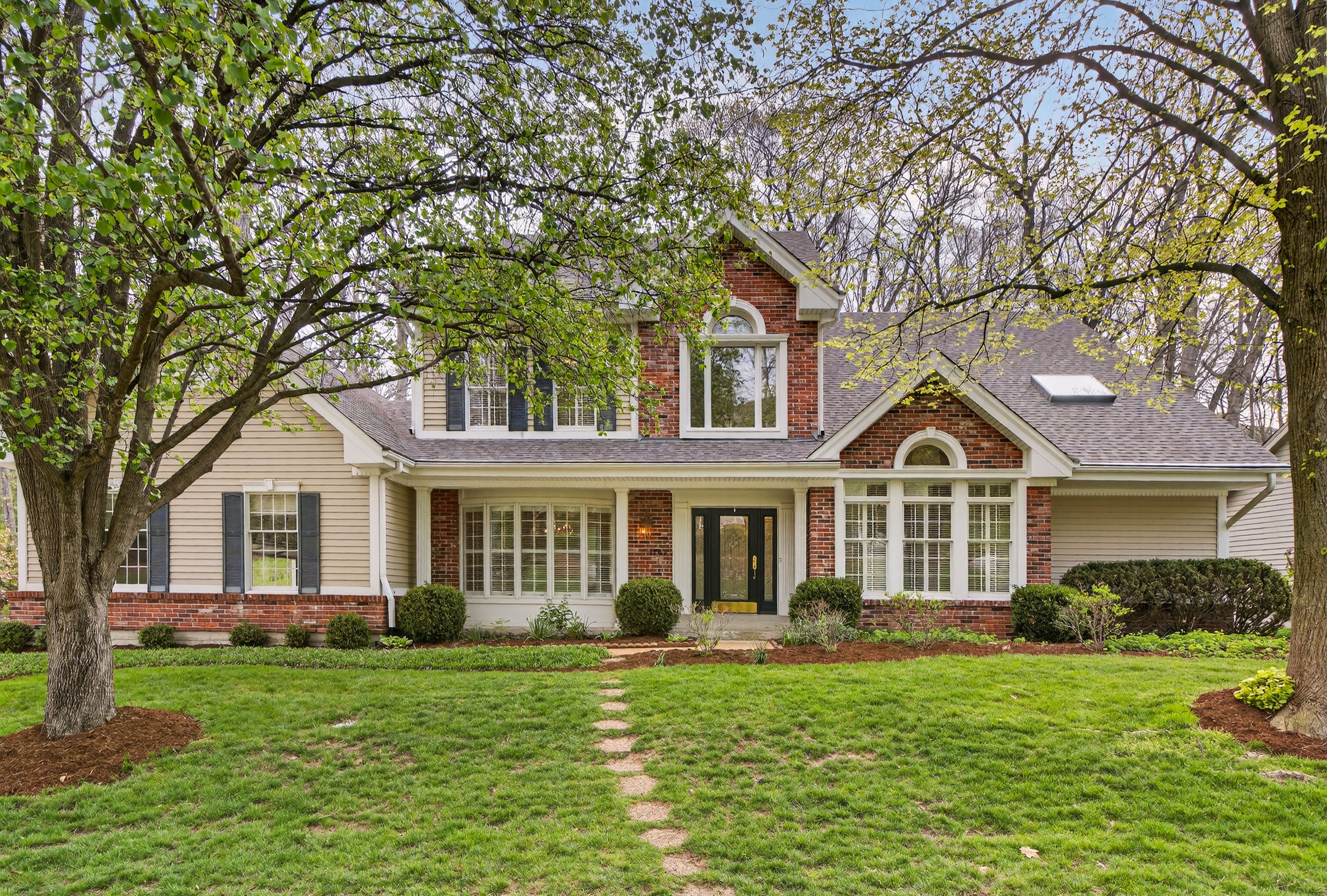  Tucked within the serene, tree-lined enclave of The Forest Subdivision - 物件實景