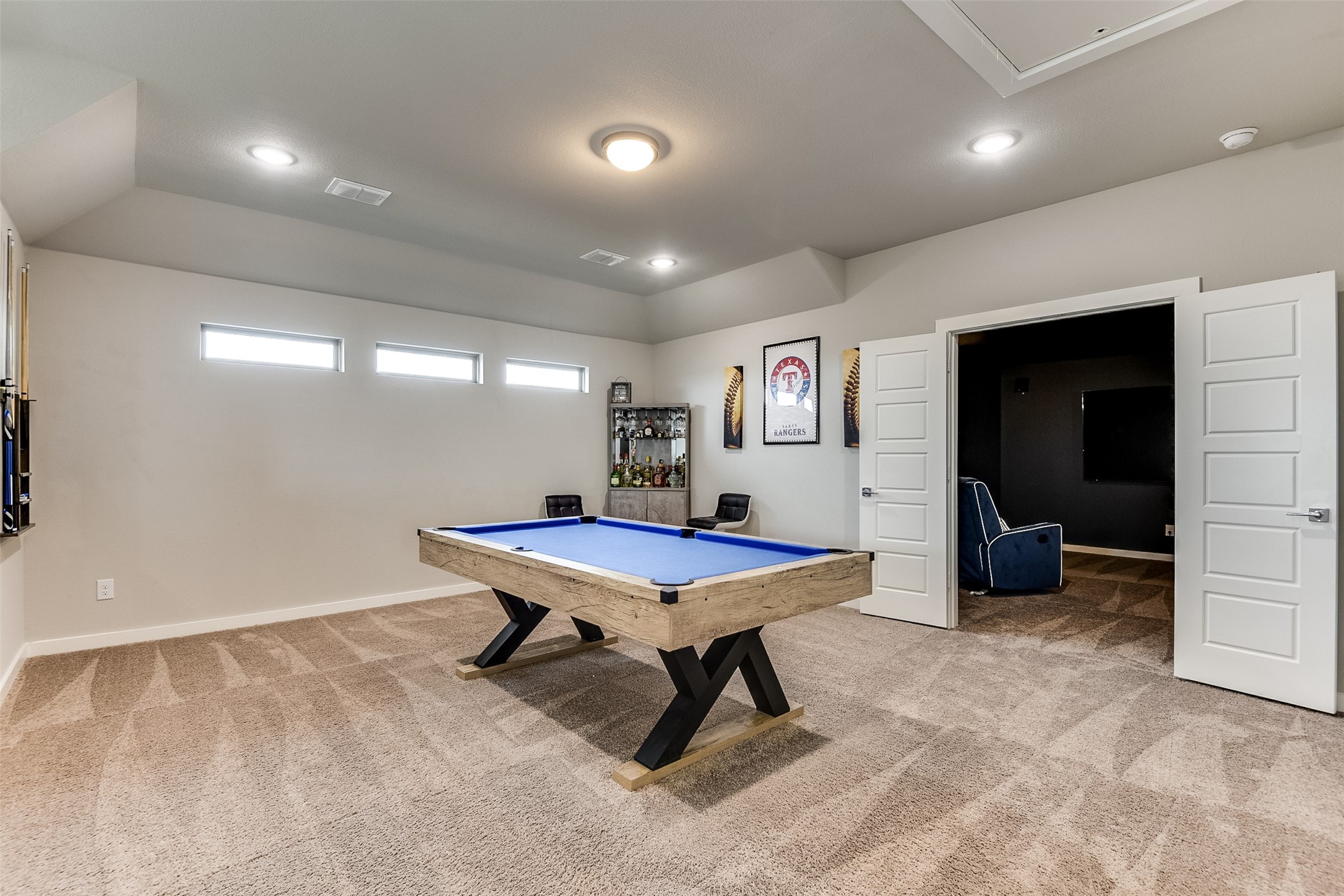 Waxahachie, Texas, 75165, United States, 4 Bedrooms Bedrooms, ,3 BathroomsBathrooms,Residential,For Sale,1925624