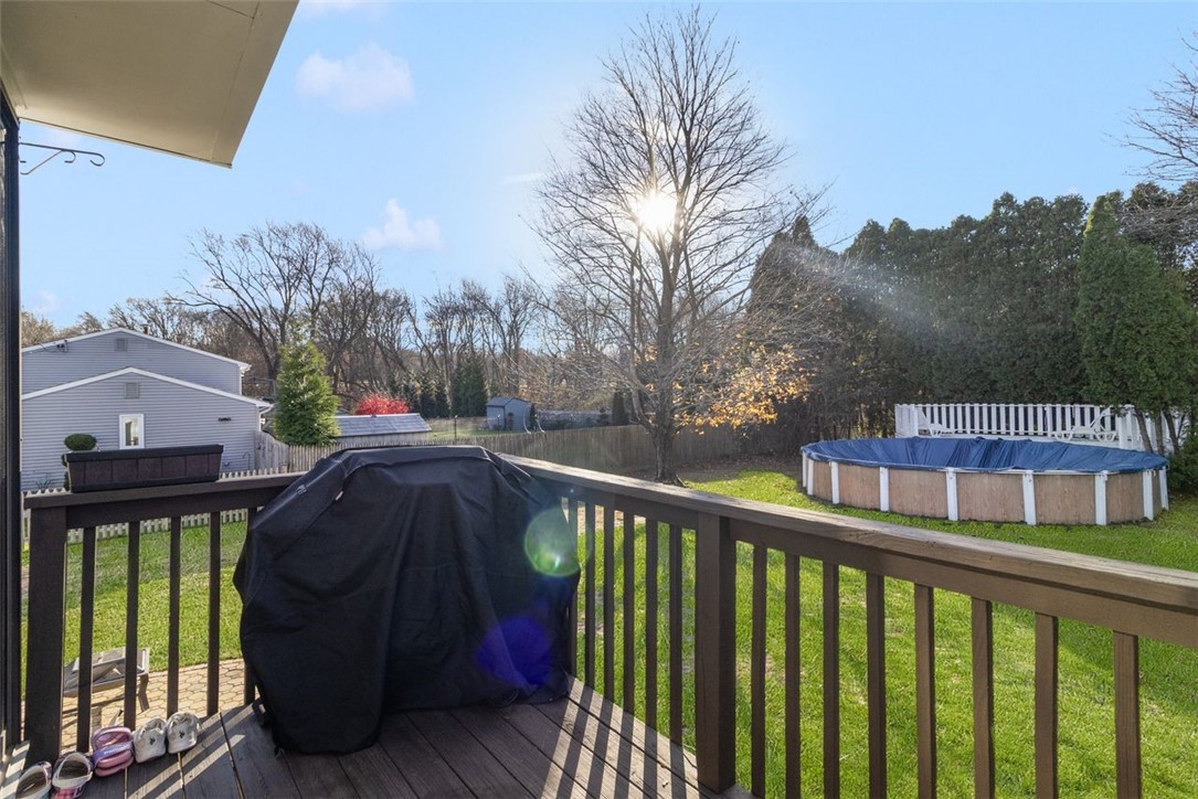 Cranston, Rhode Island, 02921, United States, 3 Bedrooms Bedrooms, ,2 BathroomsBathrooms,Residential,For Sale,1996913