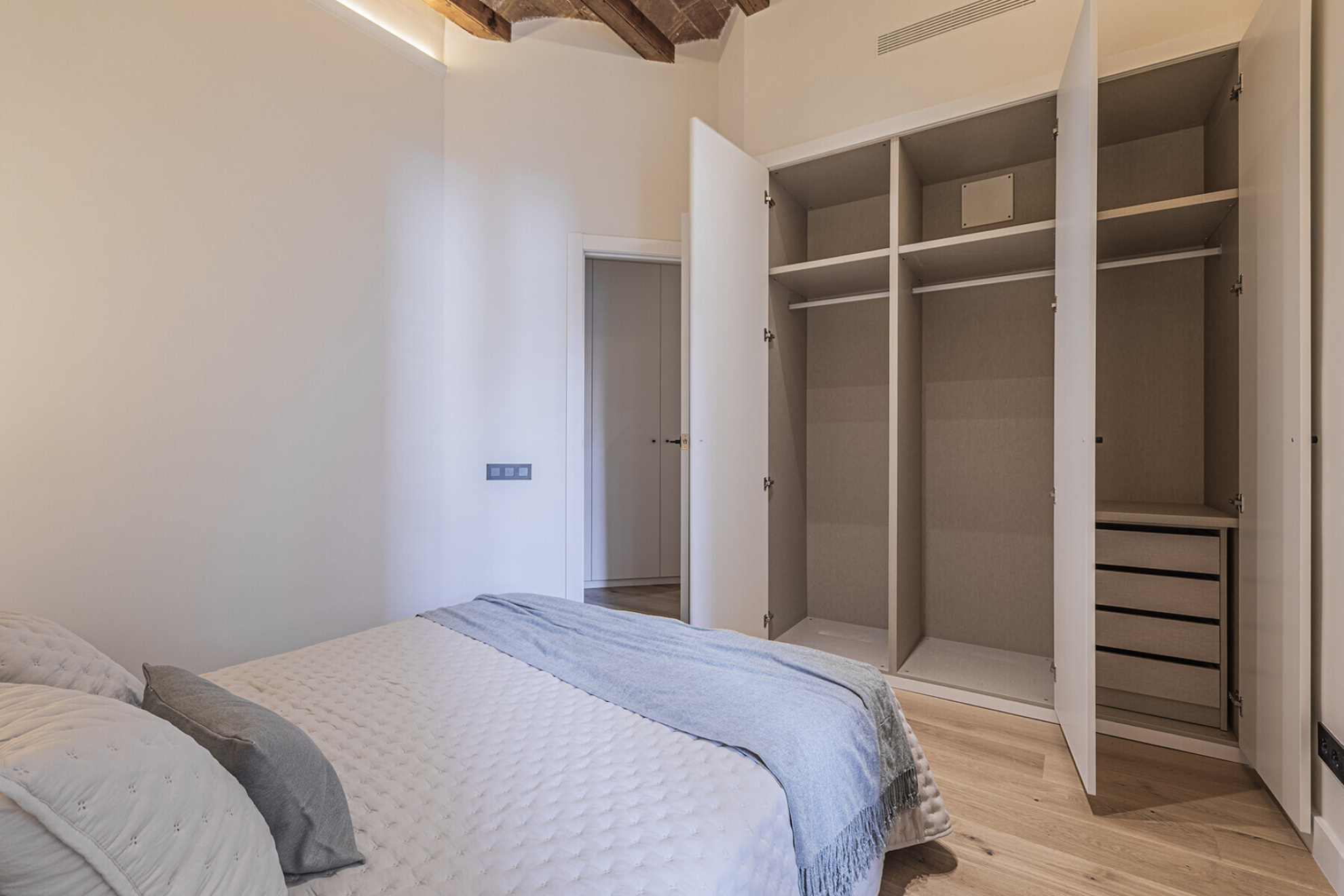  Elegant renovated residence in a majestic Eixample building - 物件實景